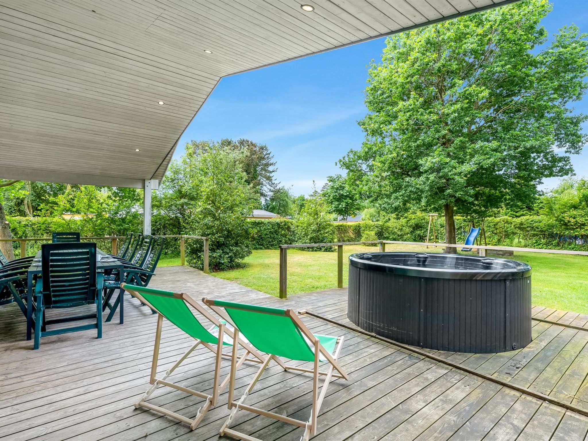 "Gravers" - 100m from the sea-Outside