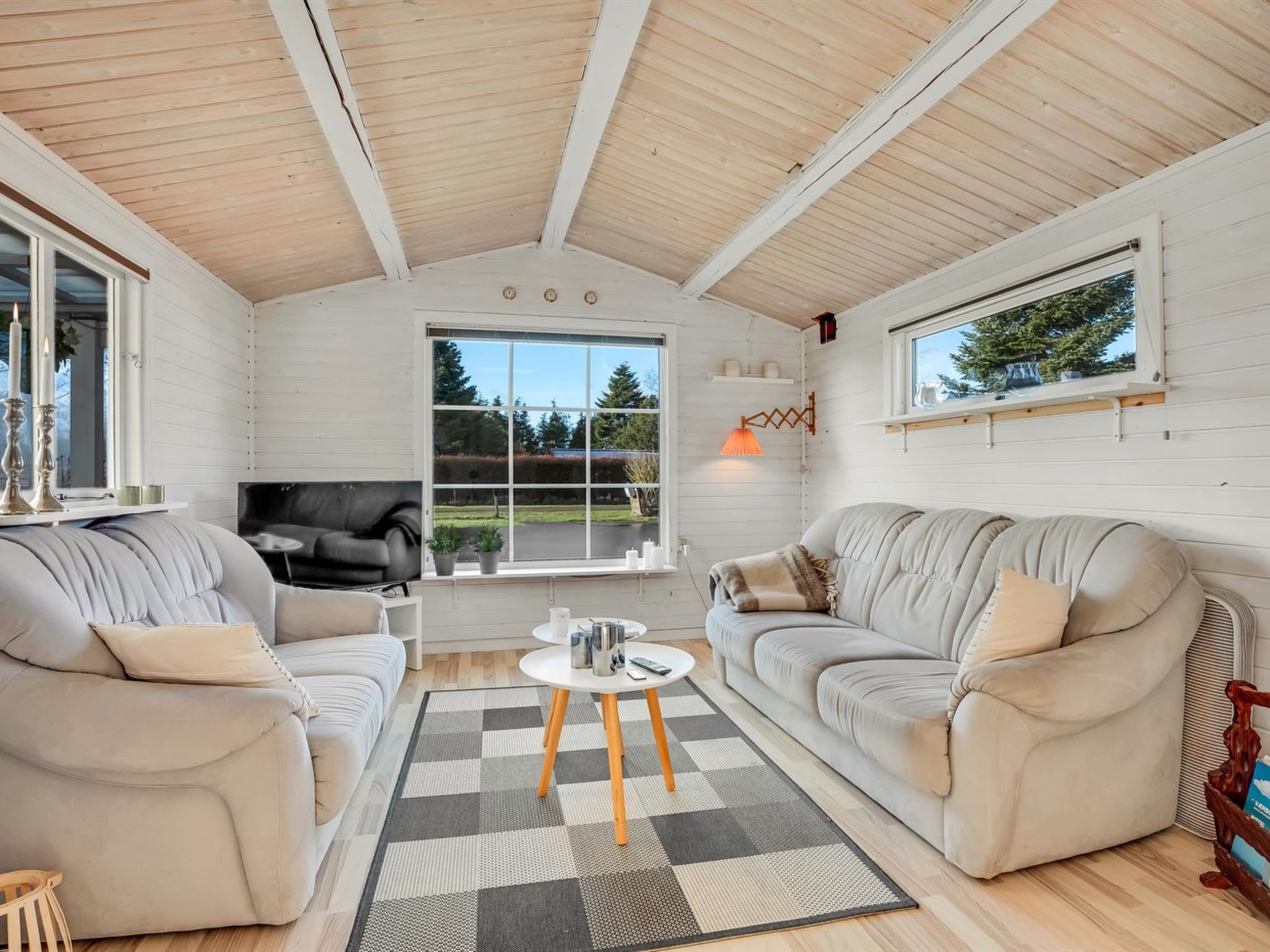 "Holte" - 750m from the sea