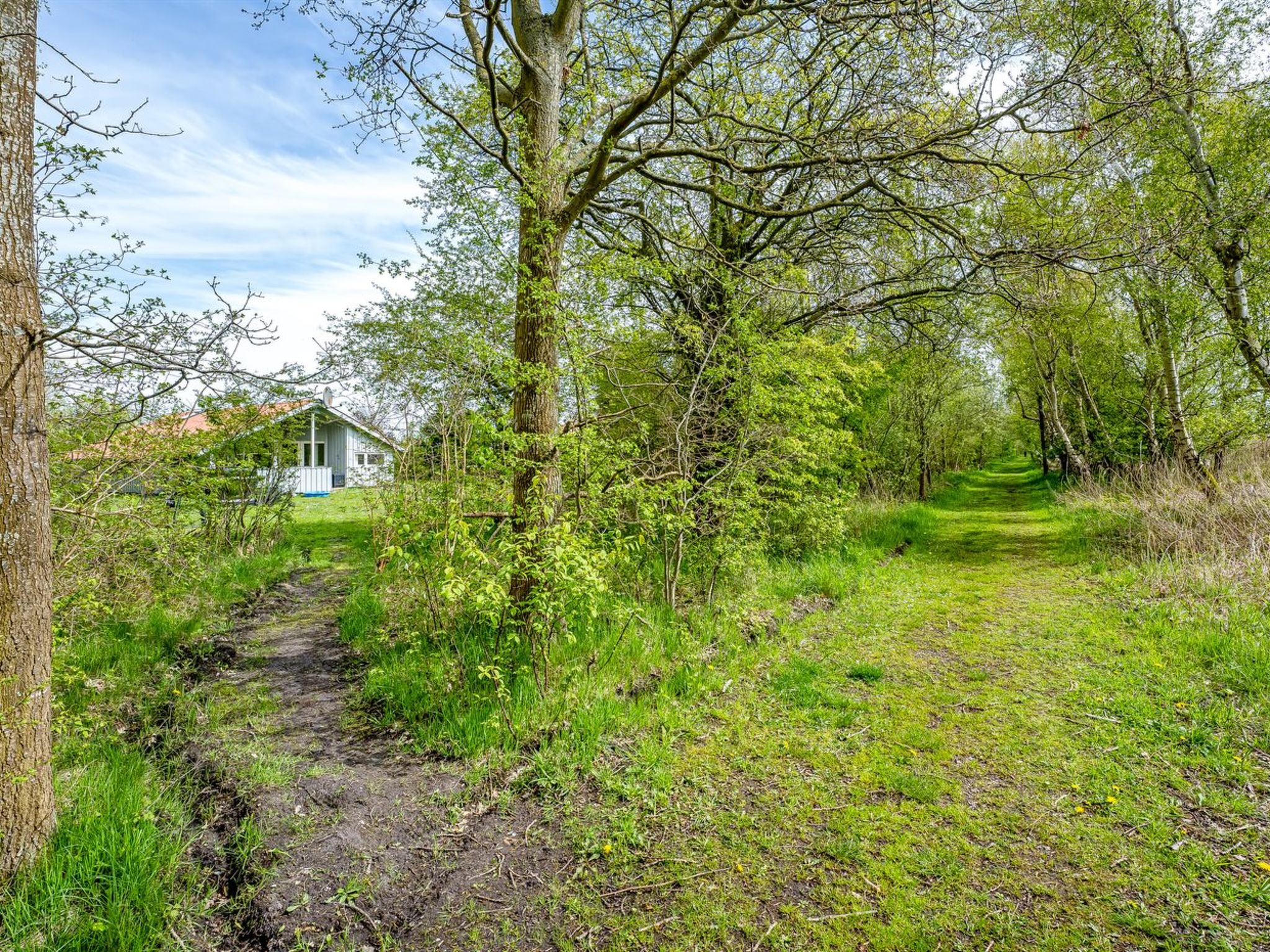 "Bjart" - 1.5km from the sea - Buiten