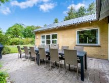 Siggut: Ruim vakantiehuis op 100 meter van de Oostzee bij Væggerløse - thumbnail 3
