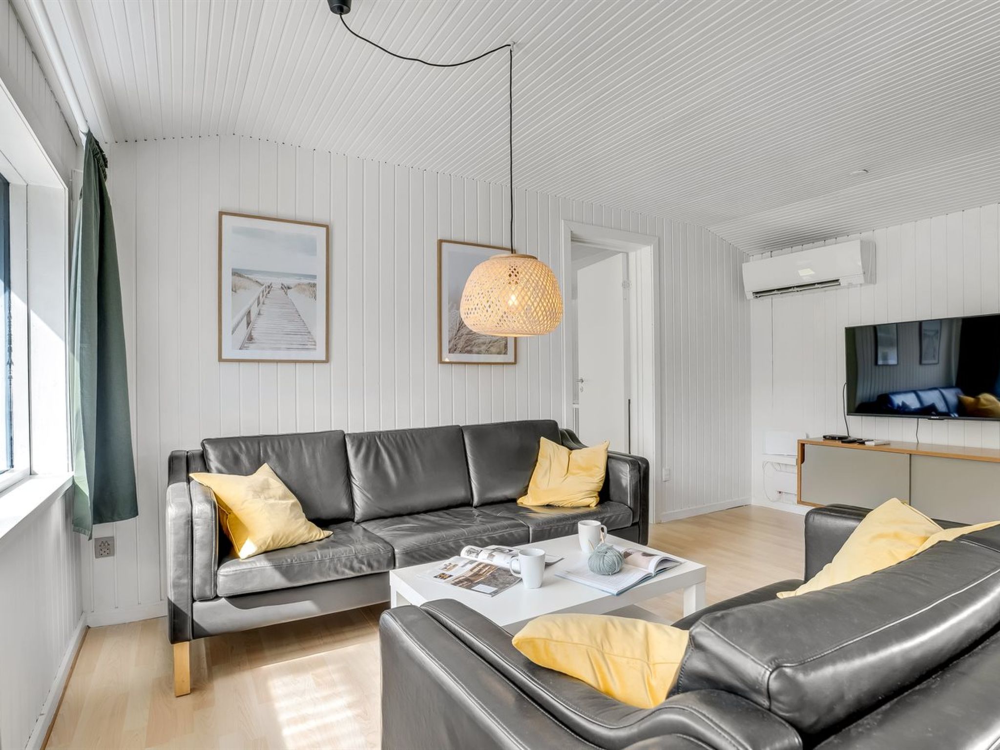 "Annastasia" - 400m from the sea - Binnen