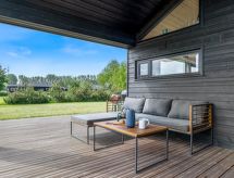 Ruim nieuw vakantiehuis voor 9 personen op 900 meter van de Oostzee - thumbnail 5