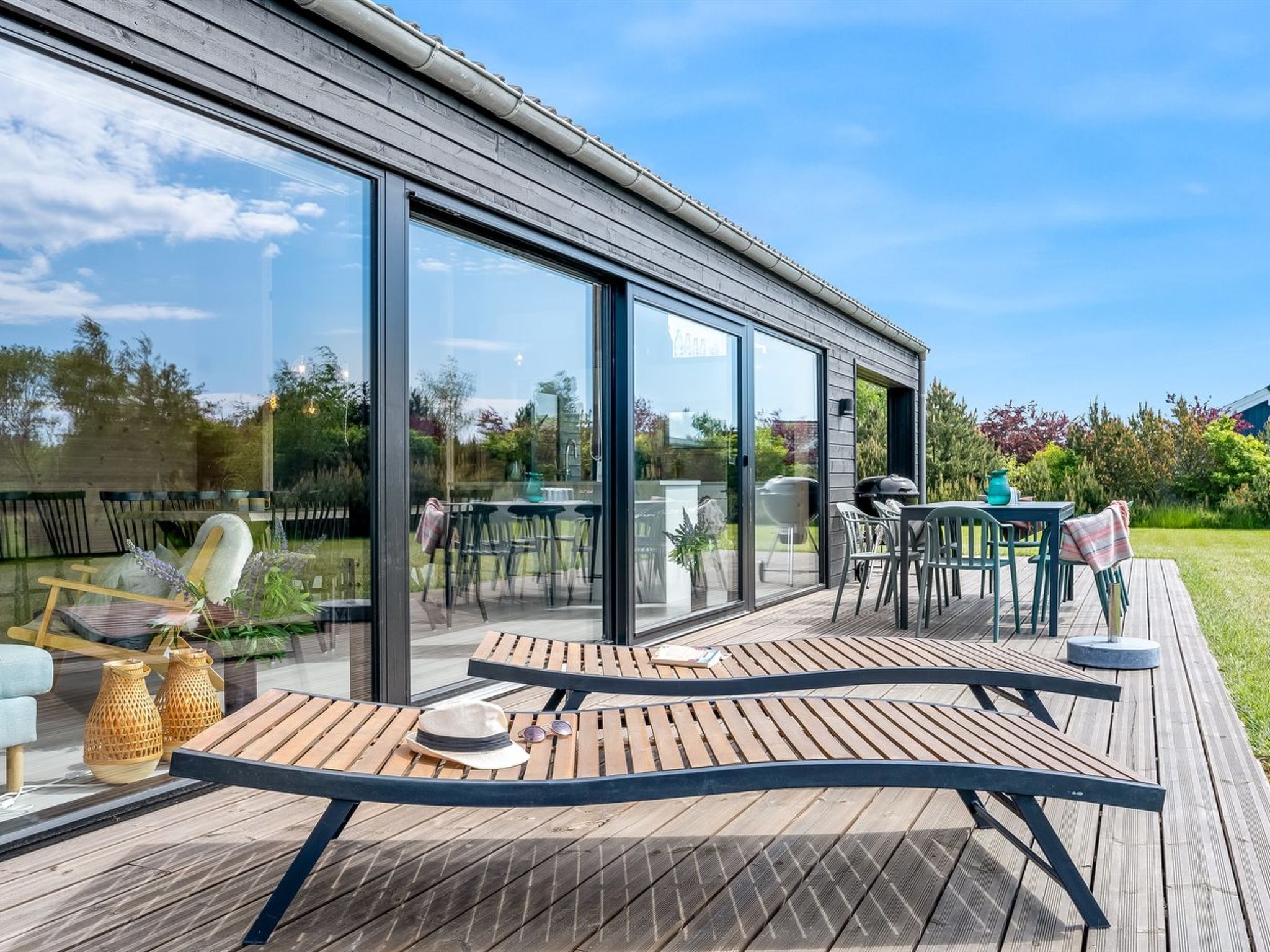 "Edite" - 900m from the sea