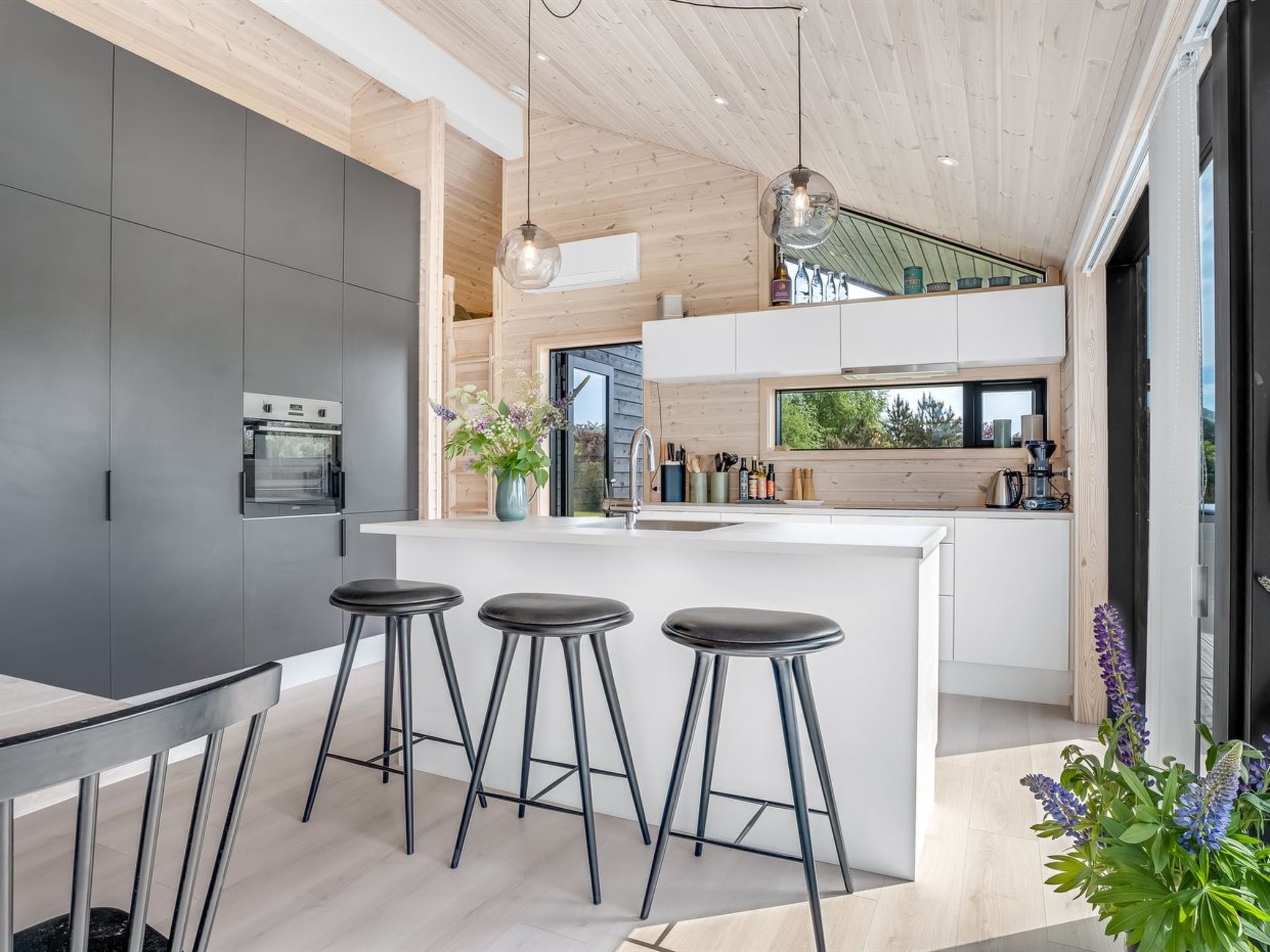 "Edite" - 900m from the sea - Drinnen