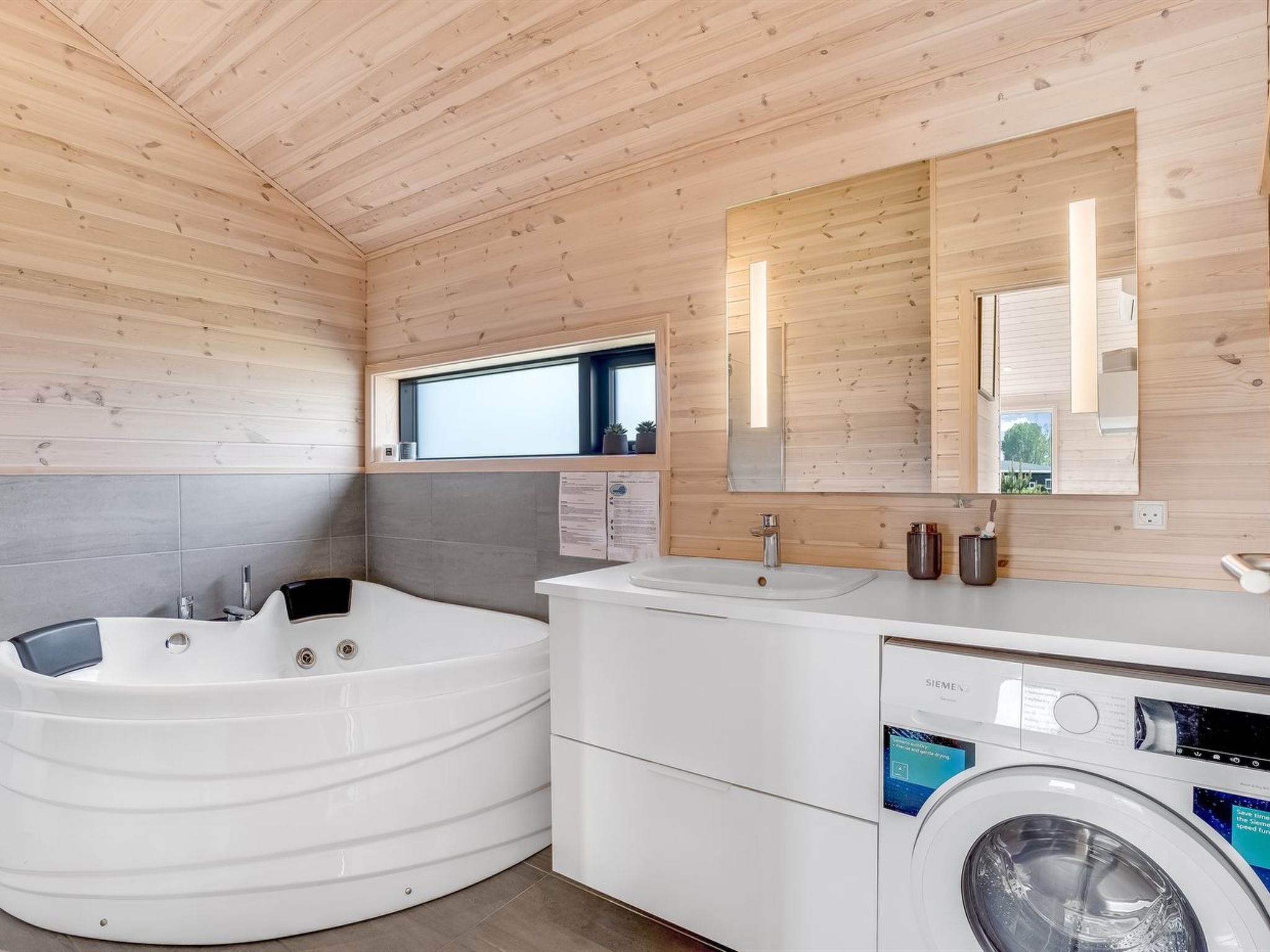 "Edite" - 900m from the sea - Drinnen