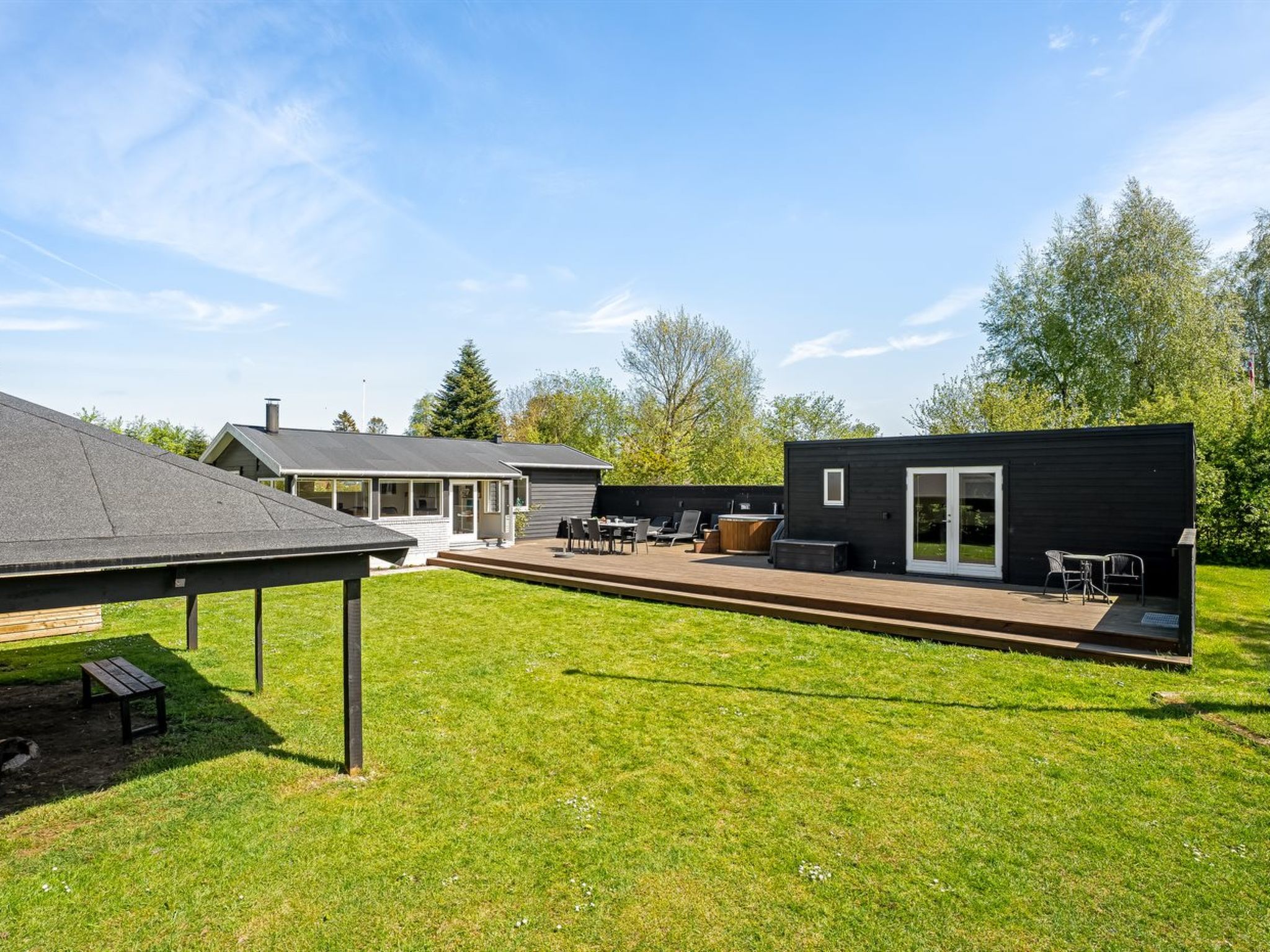"Selve" - 600m from the sea - Draußen