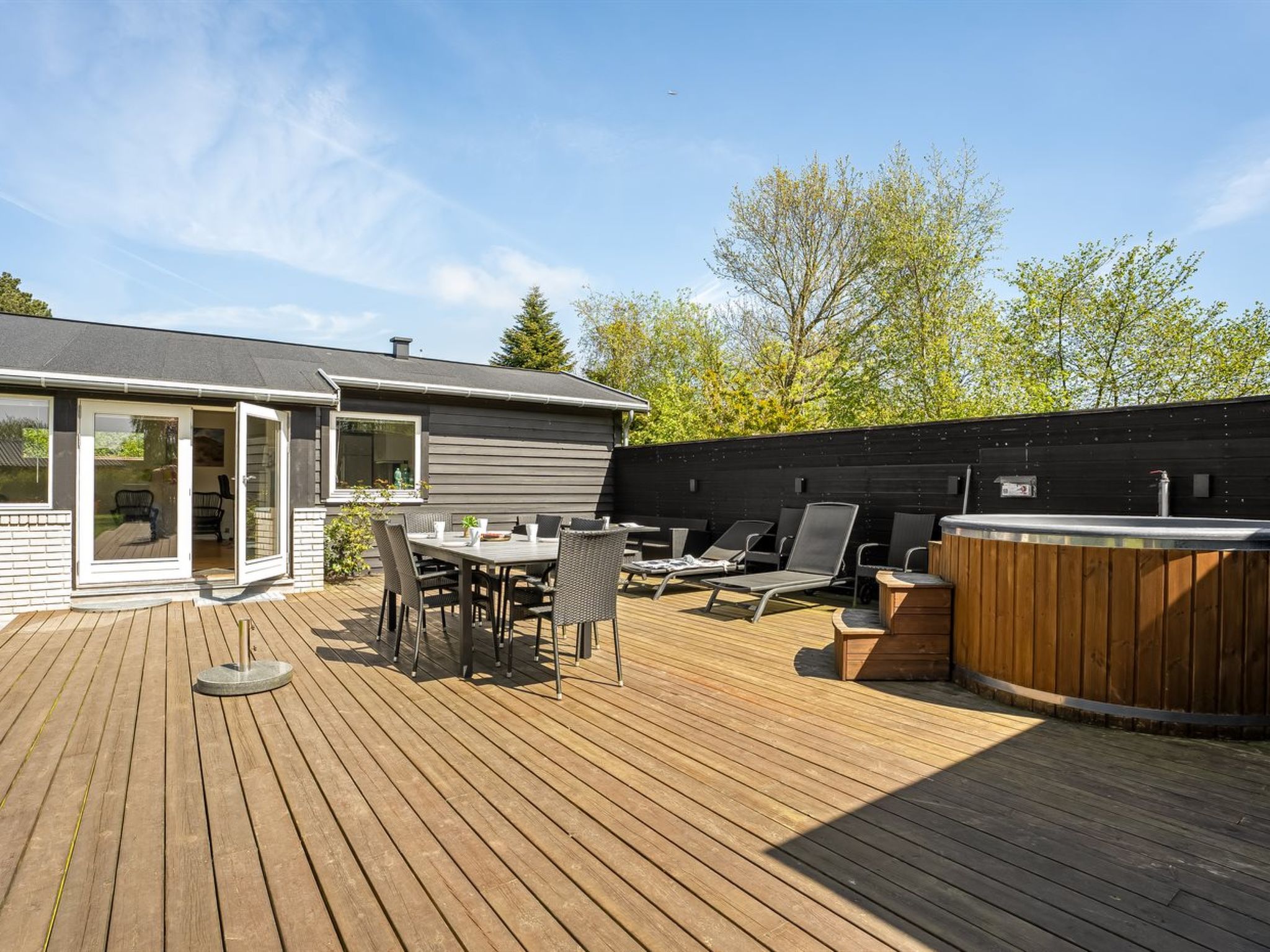 "Selve" - 600m from the sea - Draußen