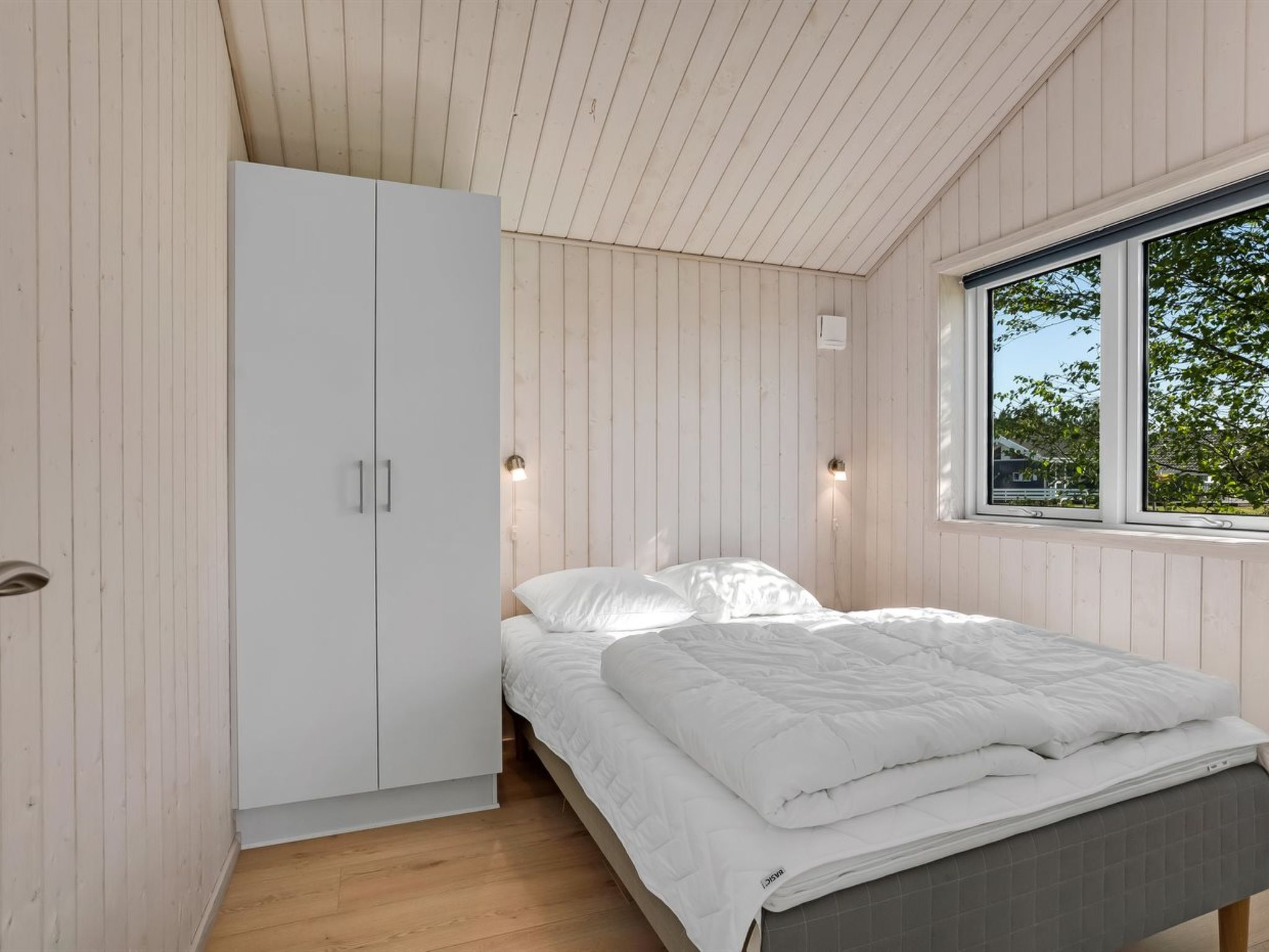 "Kiersten" - 800m from the sea-Inside