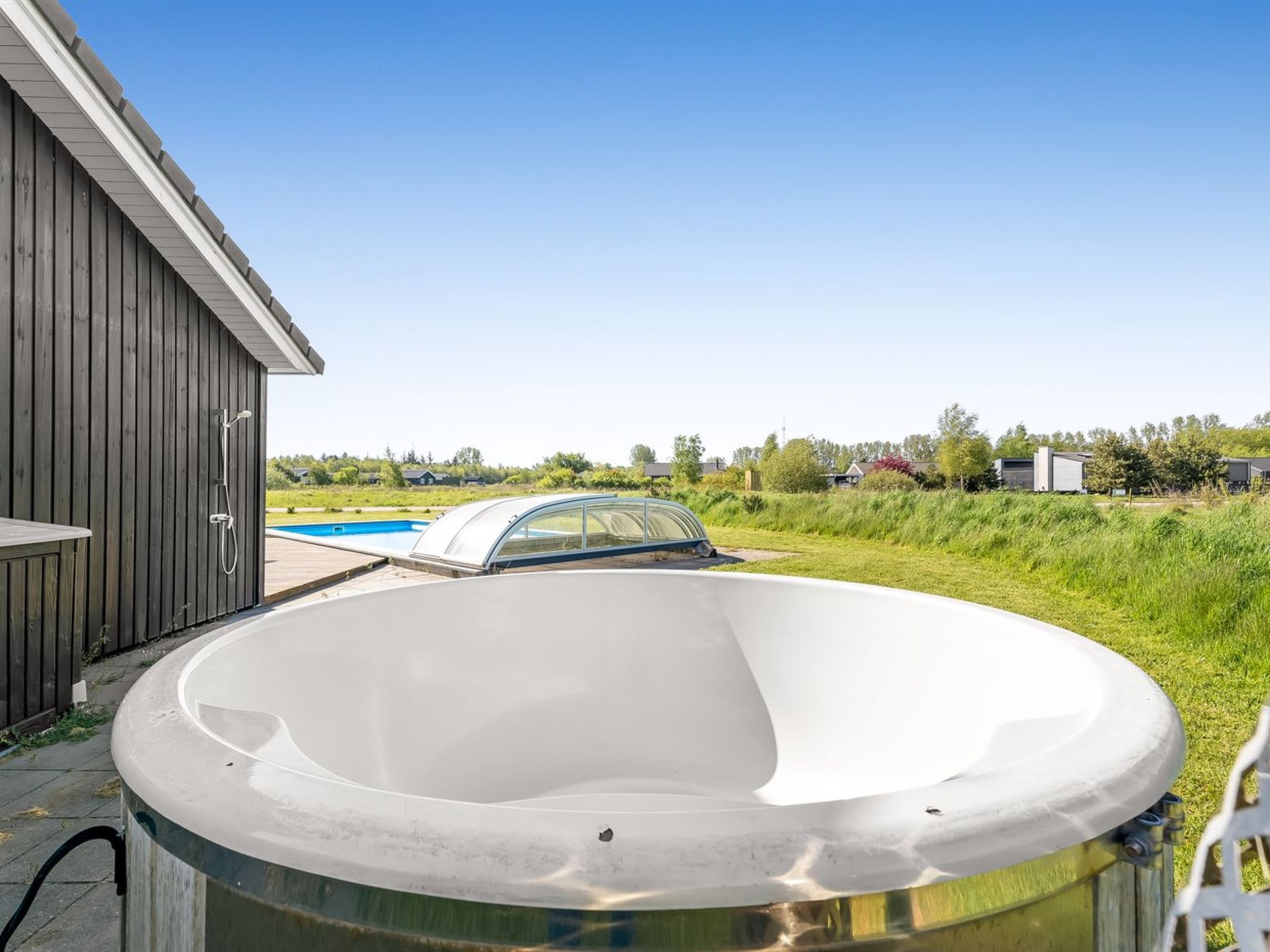 "Kiersten" - 800m from the sea - Buiten