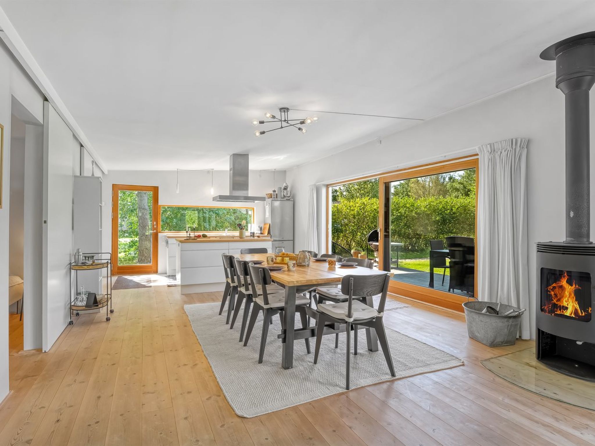 "Nielsigne" - 1.3km from the sea-Drinnen