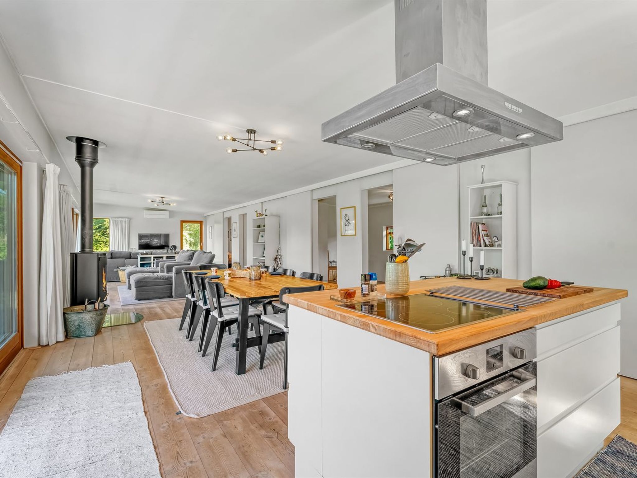 "Nielsigne" - 1.3km from the sea - Drinnen