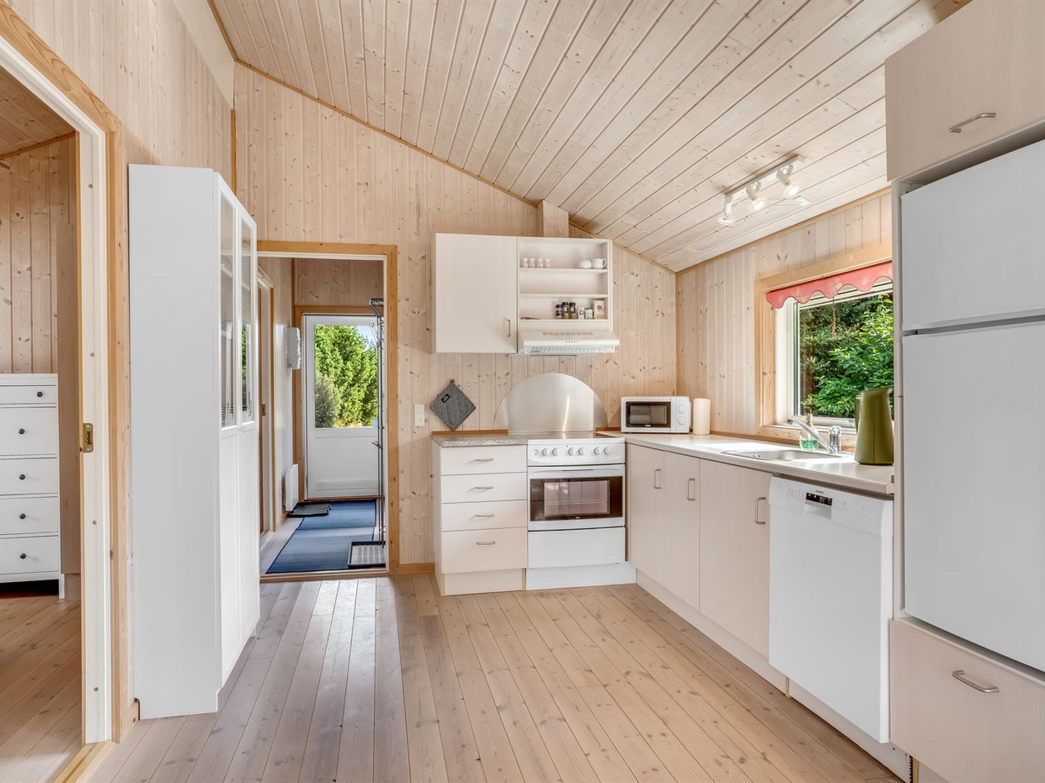 "Arnsten" - 900m from the sea-Drinnen