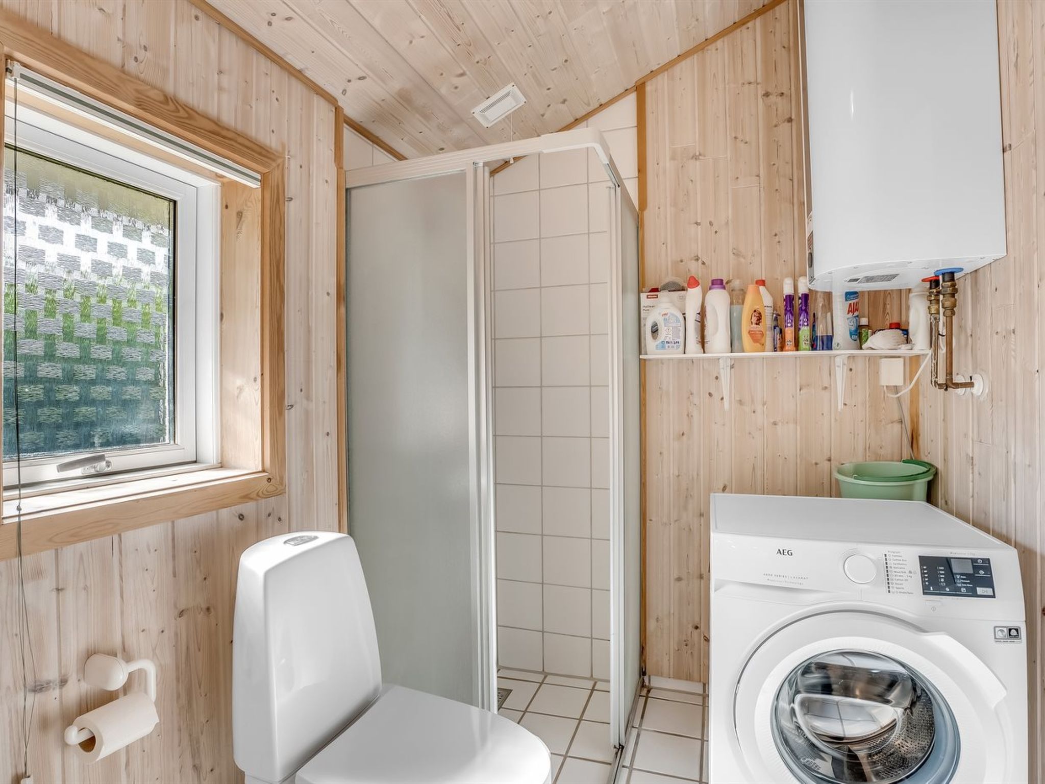 "Arnsten" - 900m from the sea-Drinnen