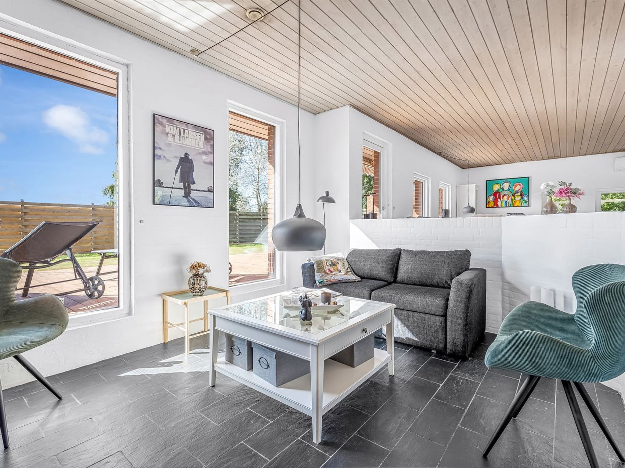 "Iara" - 500m from the sea - Binnen