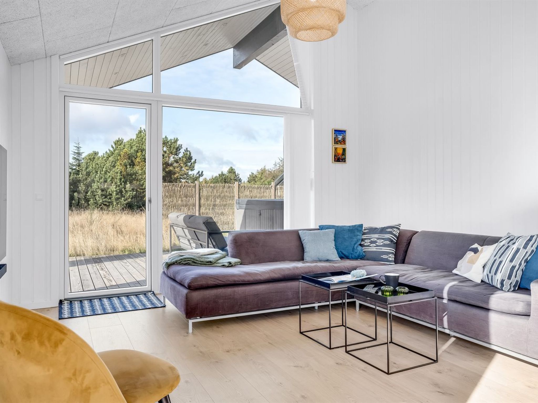 "Jale" - 900m from the sea