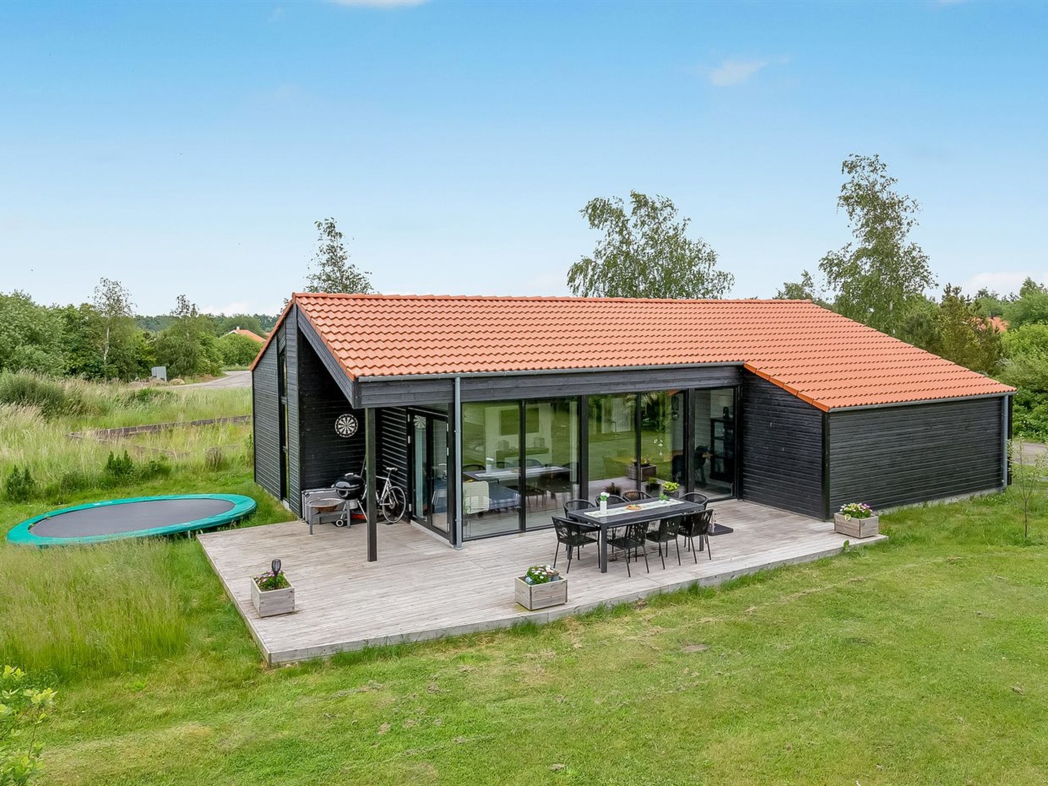 "Dyke" - 1.5km from the sea