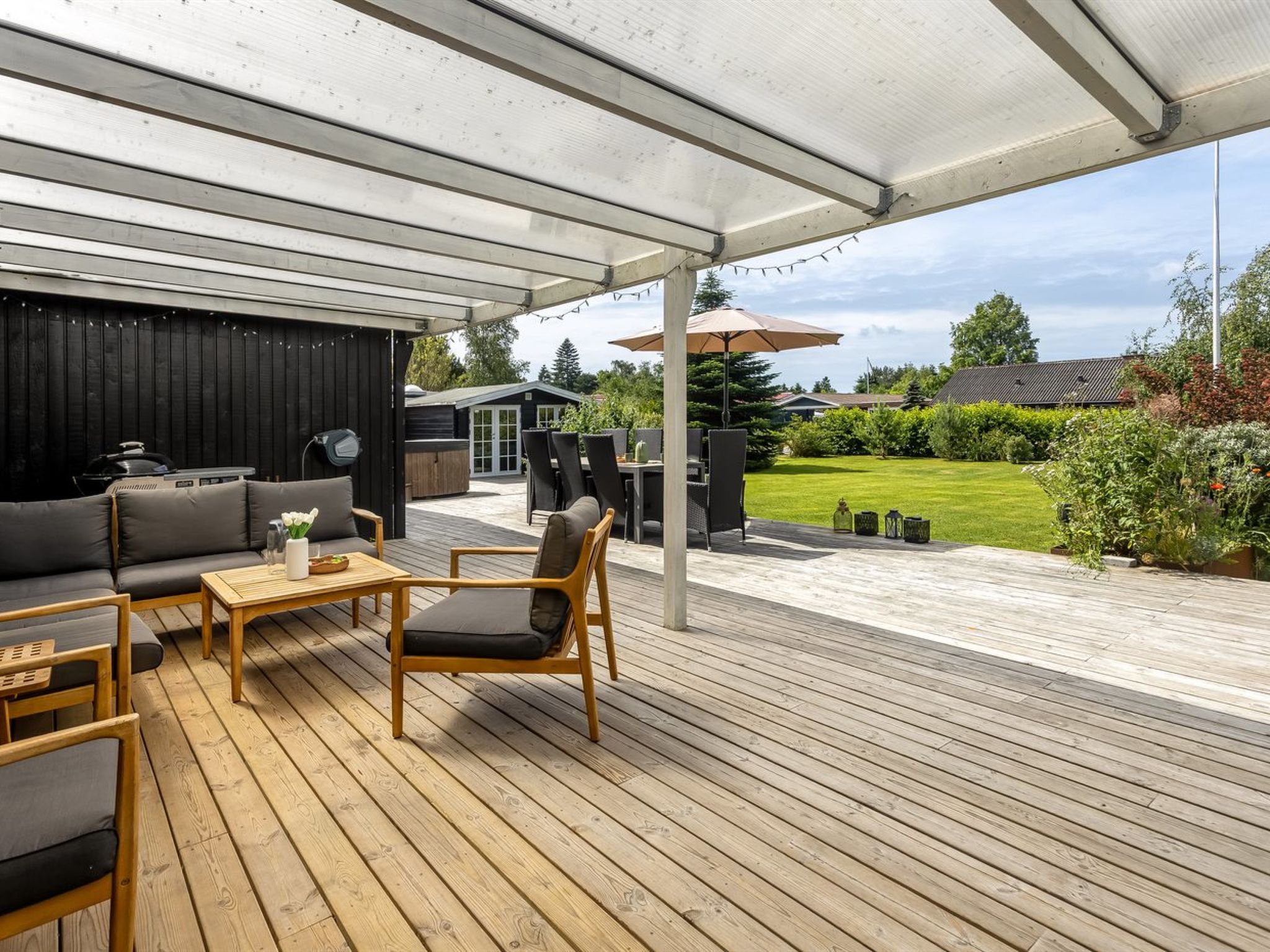 "Runhild" - 450m from the sea-Draußen