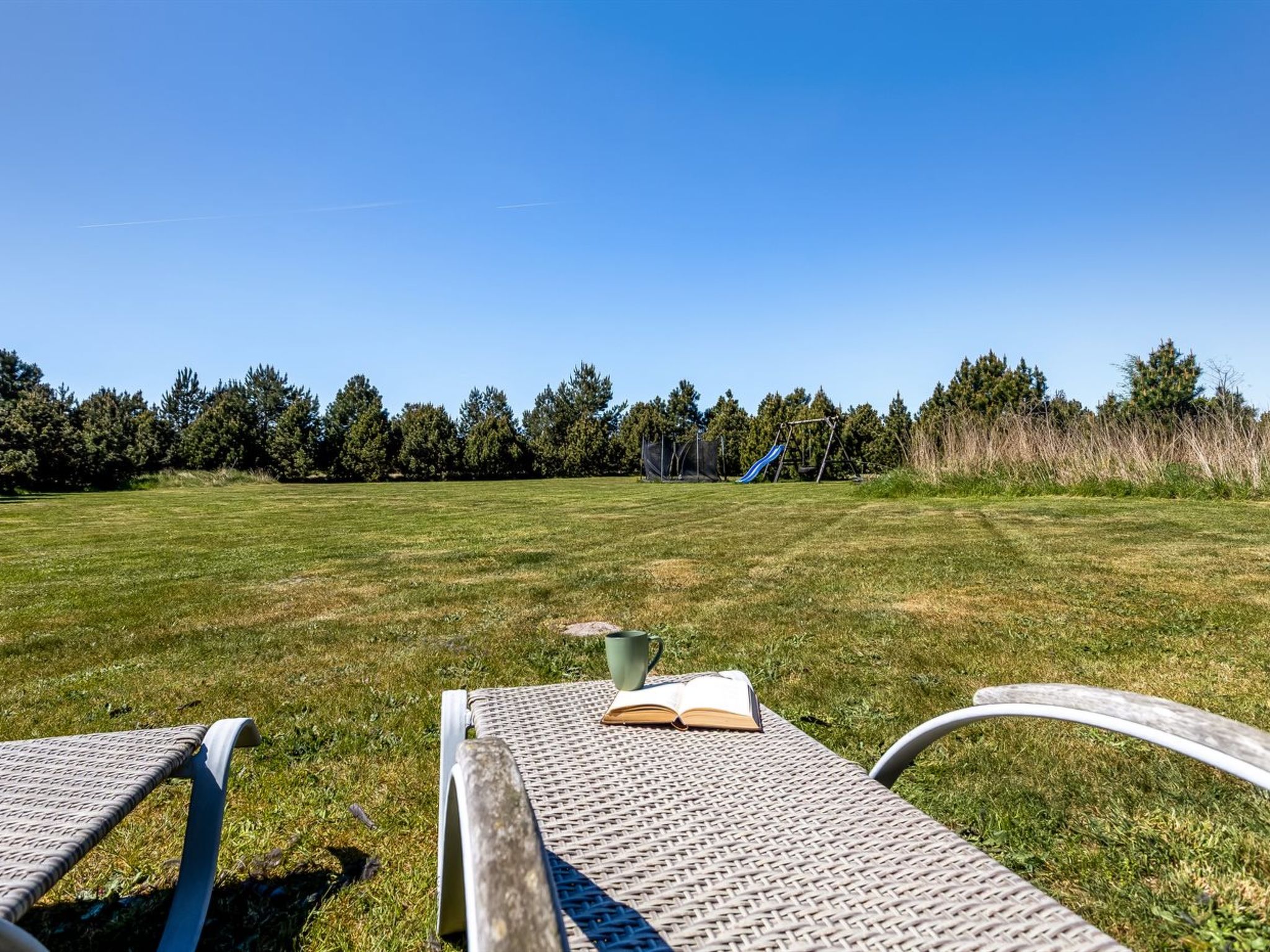"Danika" - 1.5km from the sea - Buiten