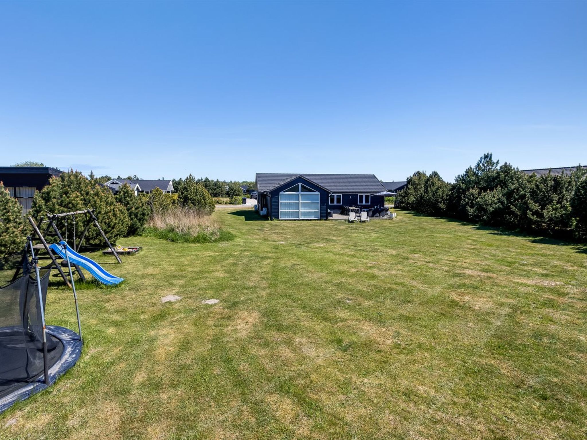 "Danika" - 1.5km from the sea - Buiten