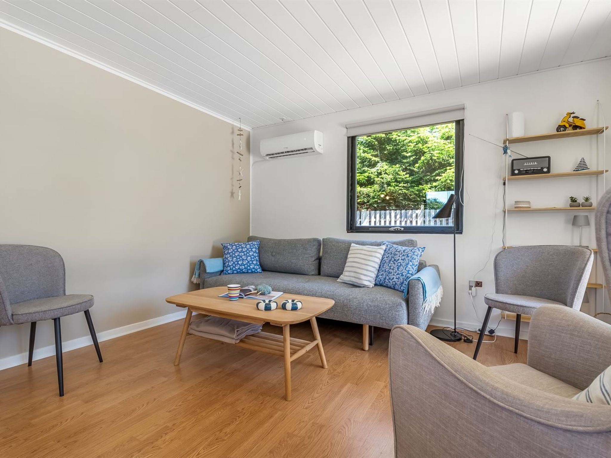 "Dorit" - 900m from the sea - Inside
