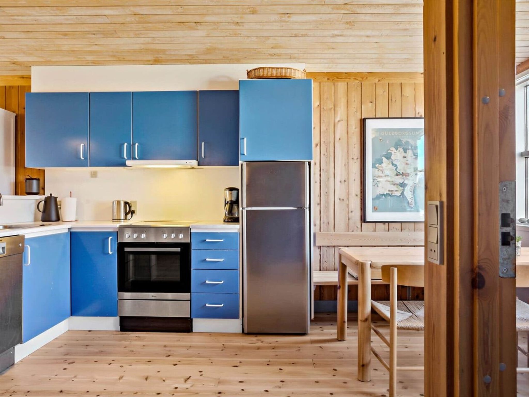 "Orpah" - 100m from the sea-Drinnen