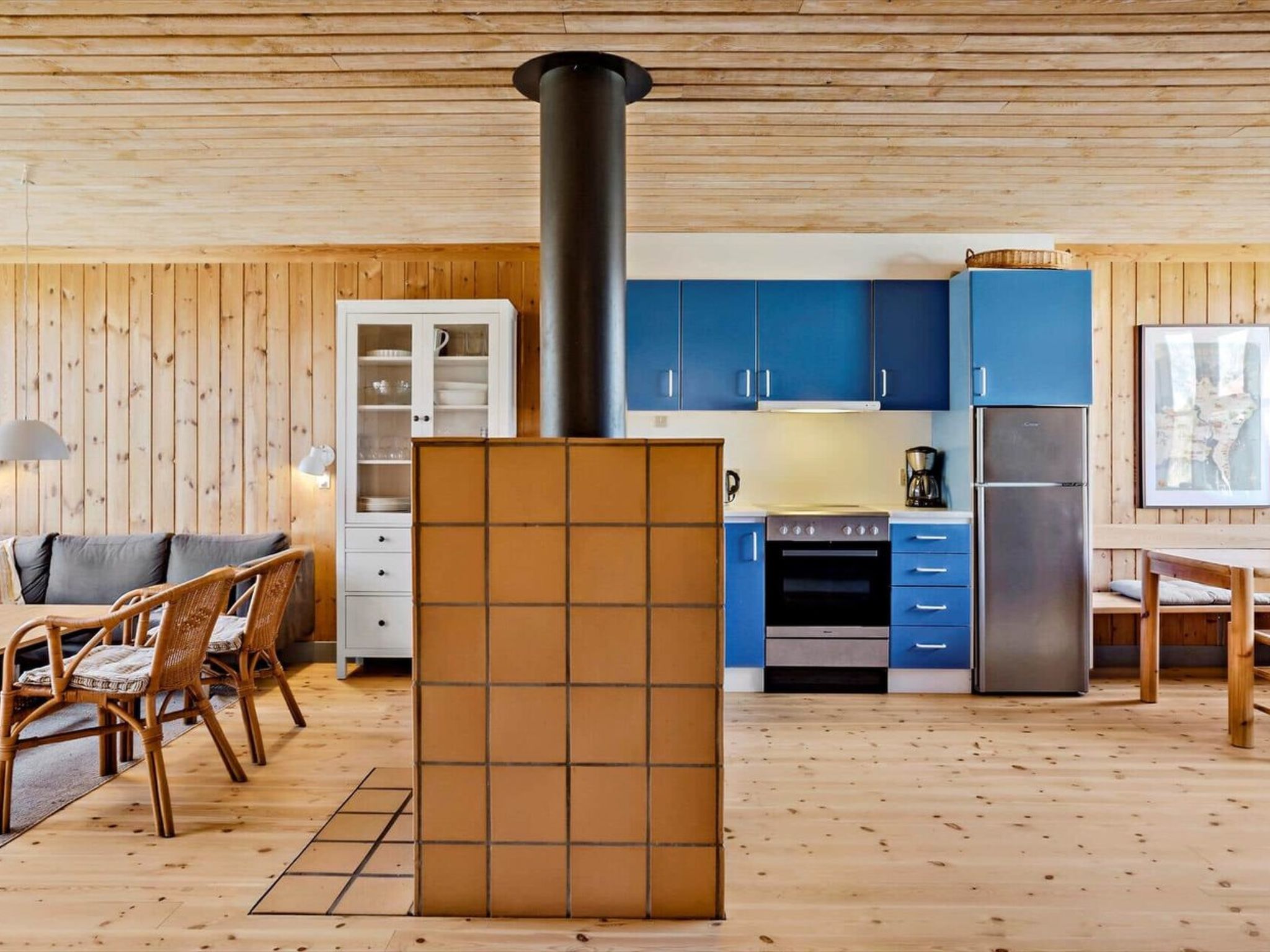 "Orpah" - 100m from the sea-Drinnen