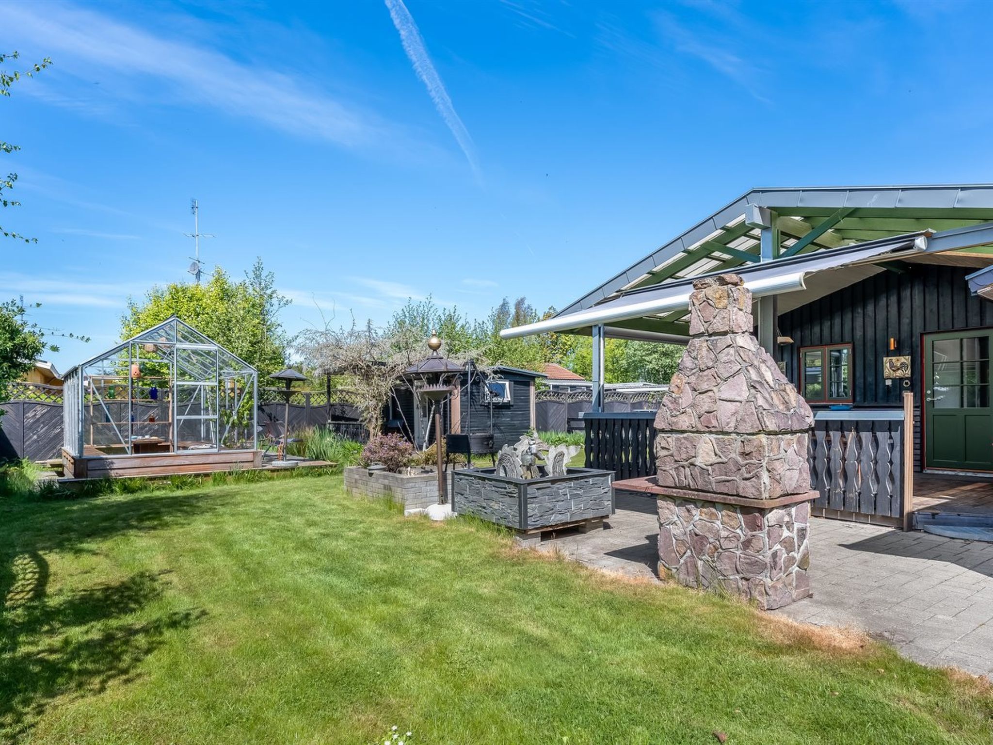 "Eljena" - 550m from the sea - Buiten