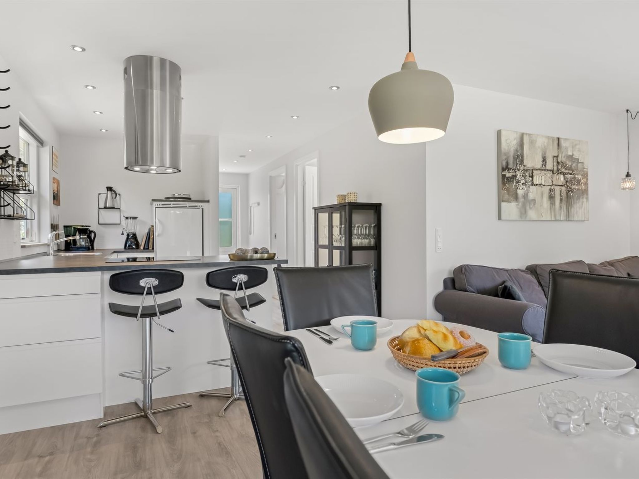 "Agneta" - 1km from the sea-Inside
