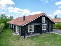 "Edzard" - 900m from the sea