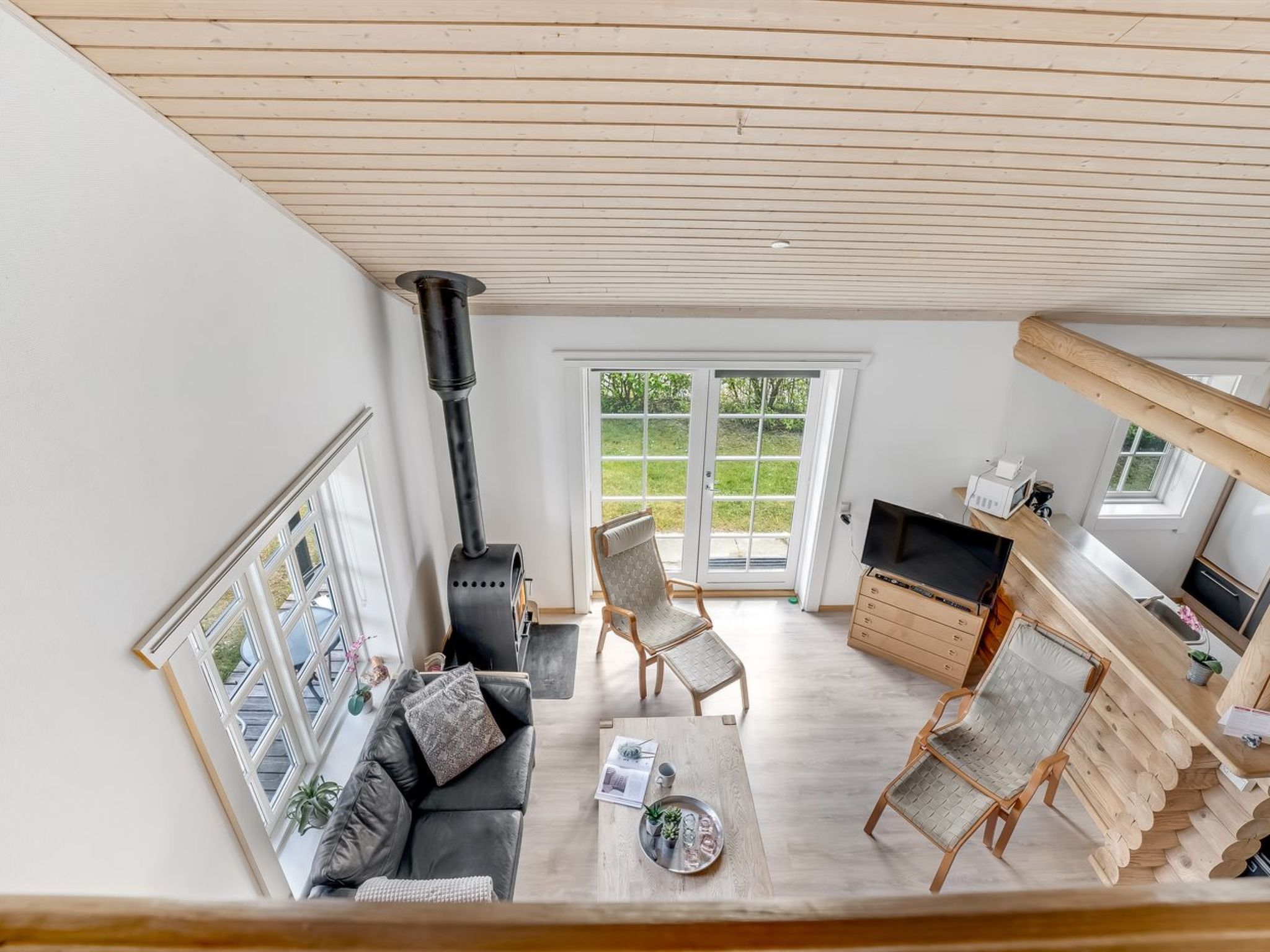 "Edzard" - 900m from the sea-Dedans