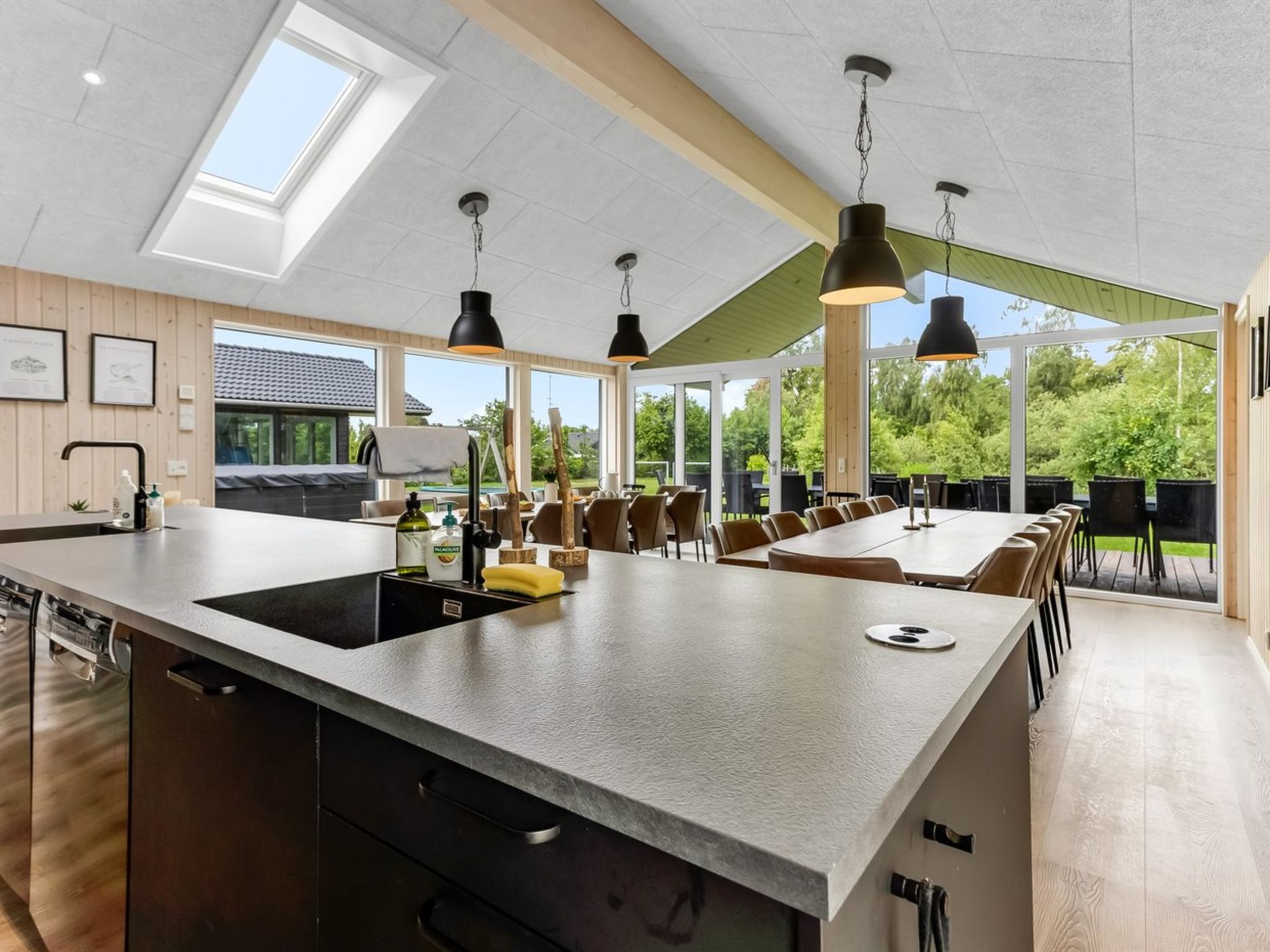 "Matild" - 400m from the sea - Binnen
