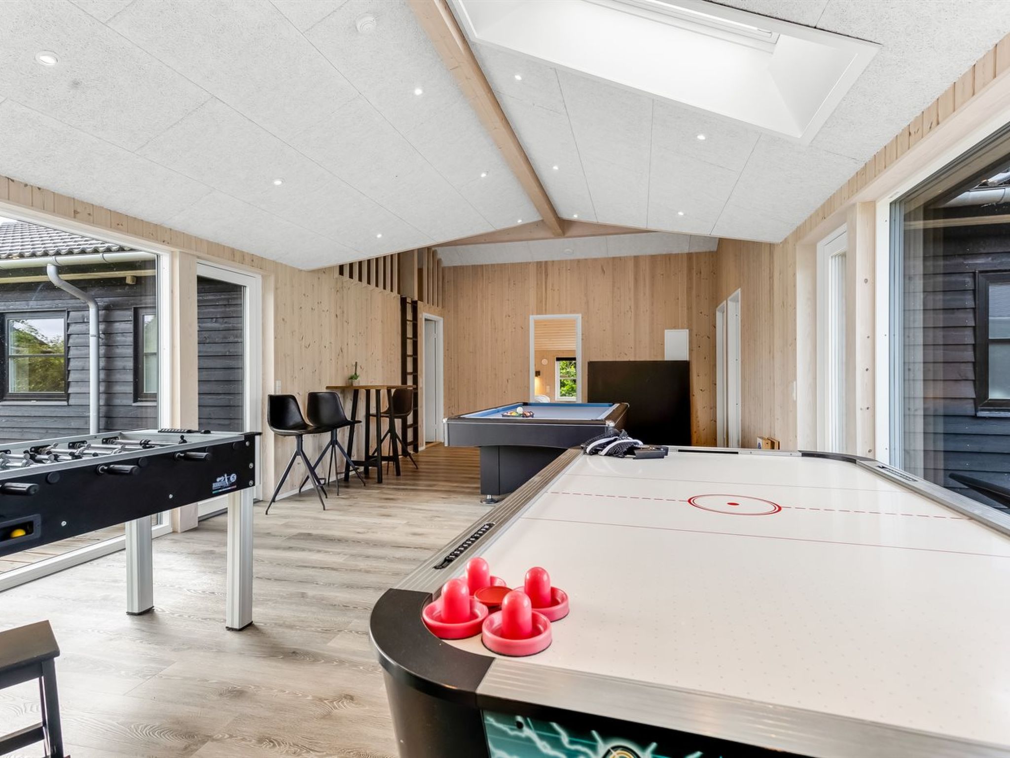 "Matild" - 400m from the sea - Binnen