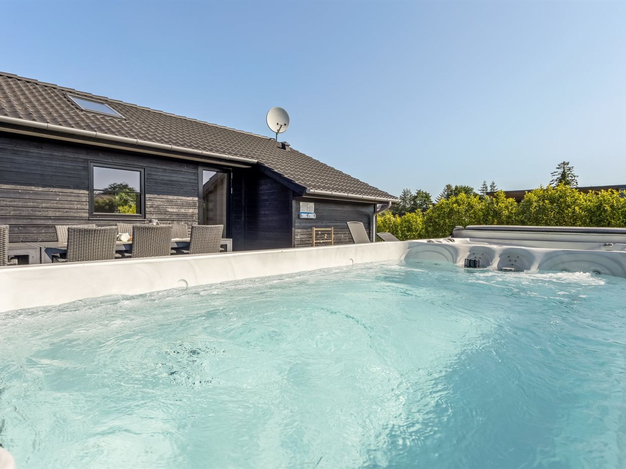 "Bernadine" - 500m from the sea-Inside