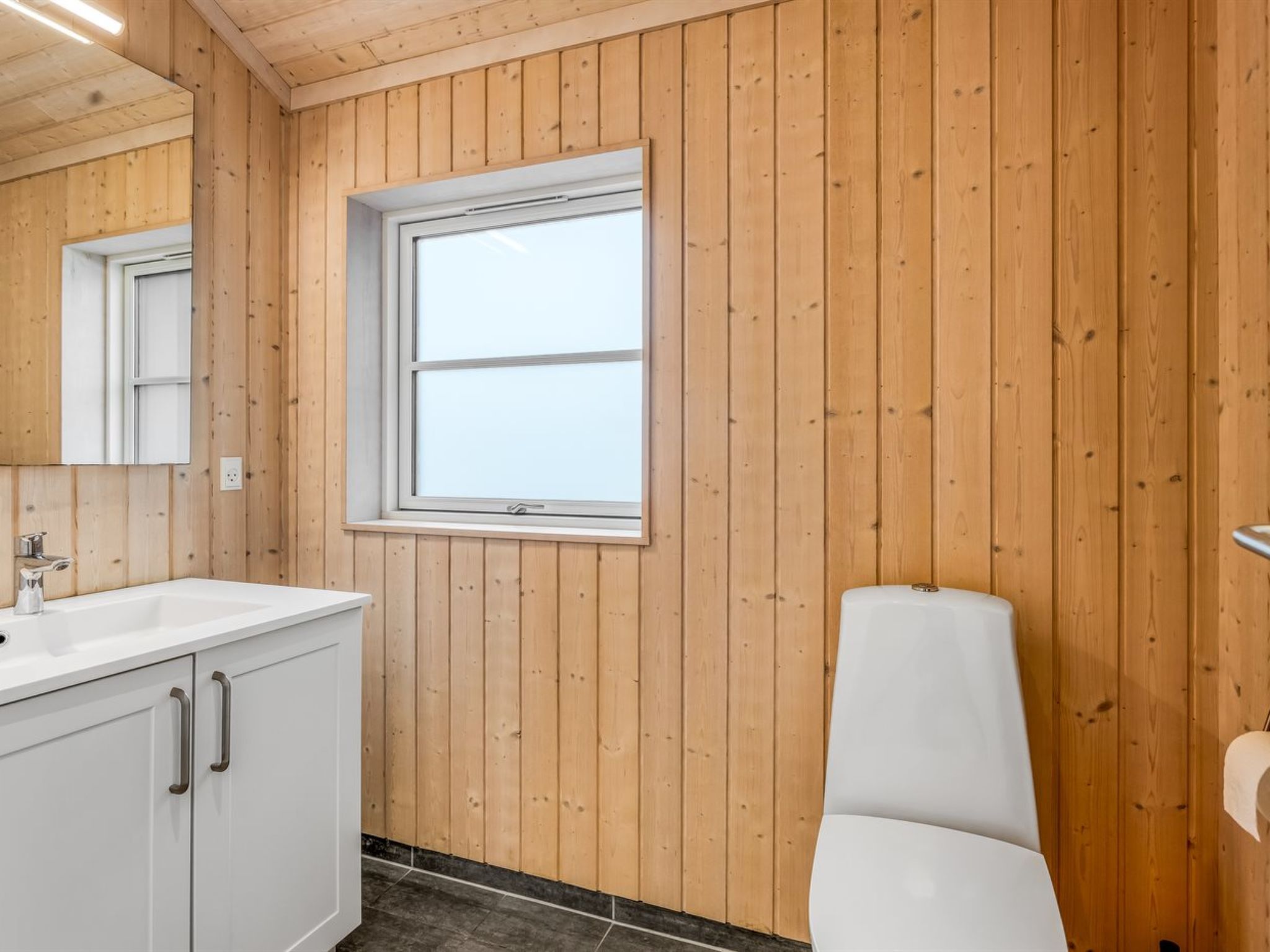 "Bernadine" - 500m from the sea-Inside