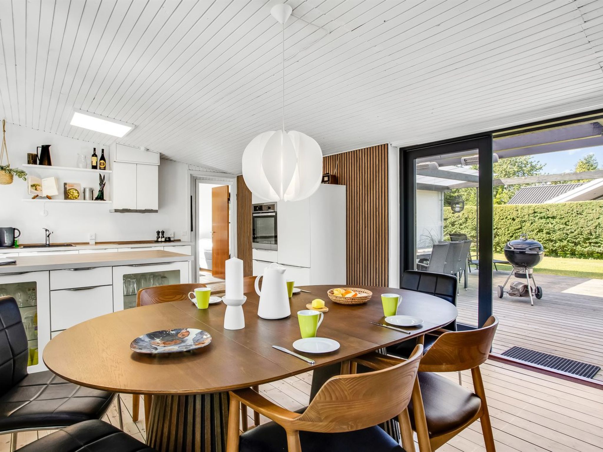 "Anabel" - 600m from the sea