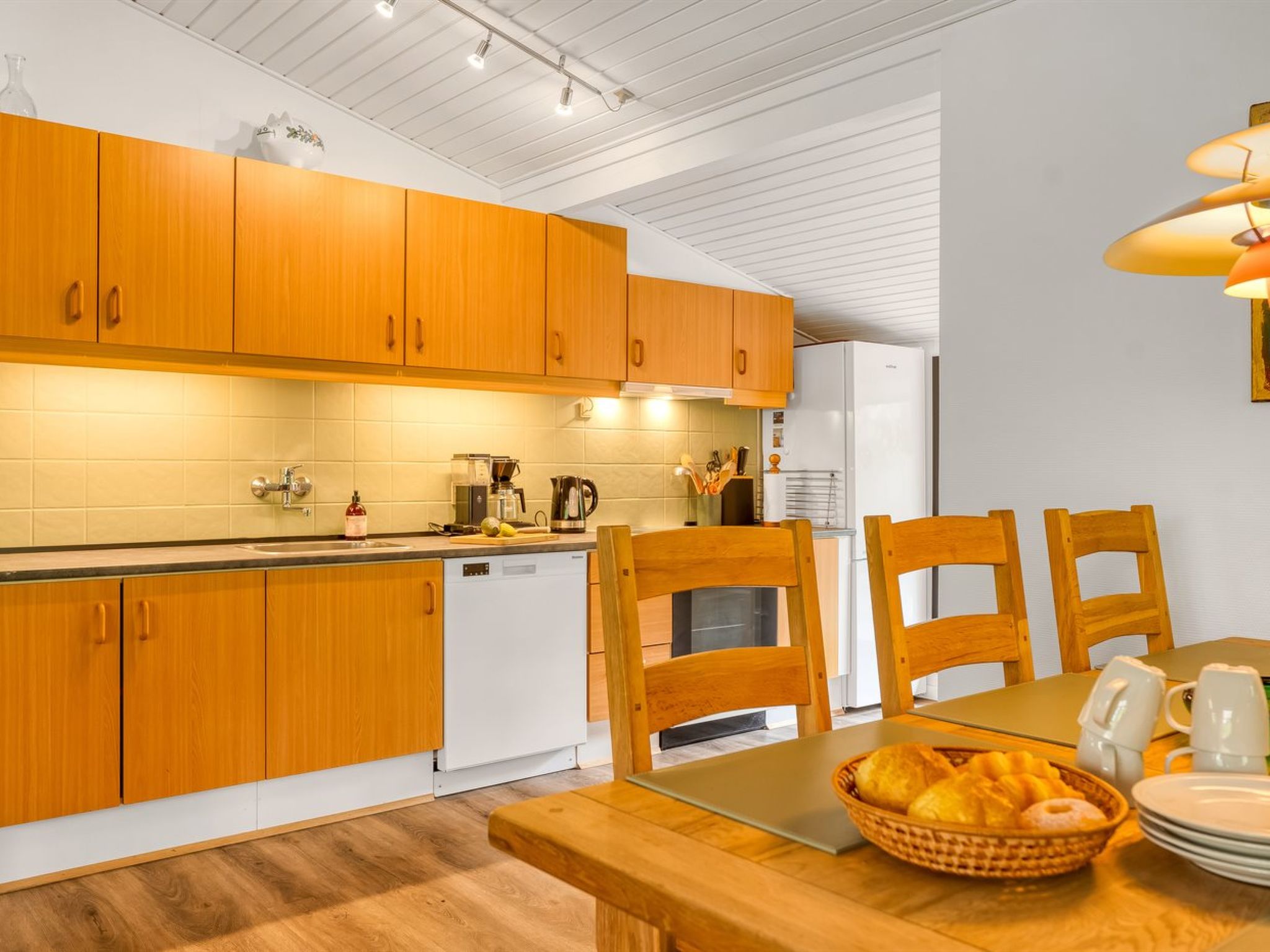 "Agved" - 80m from the sea - Inside