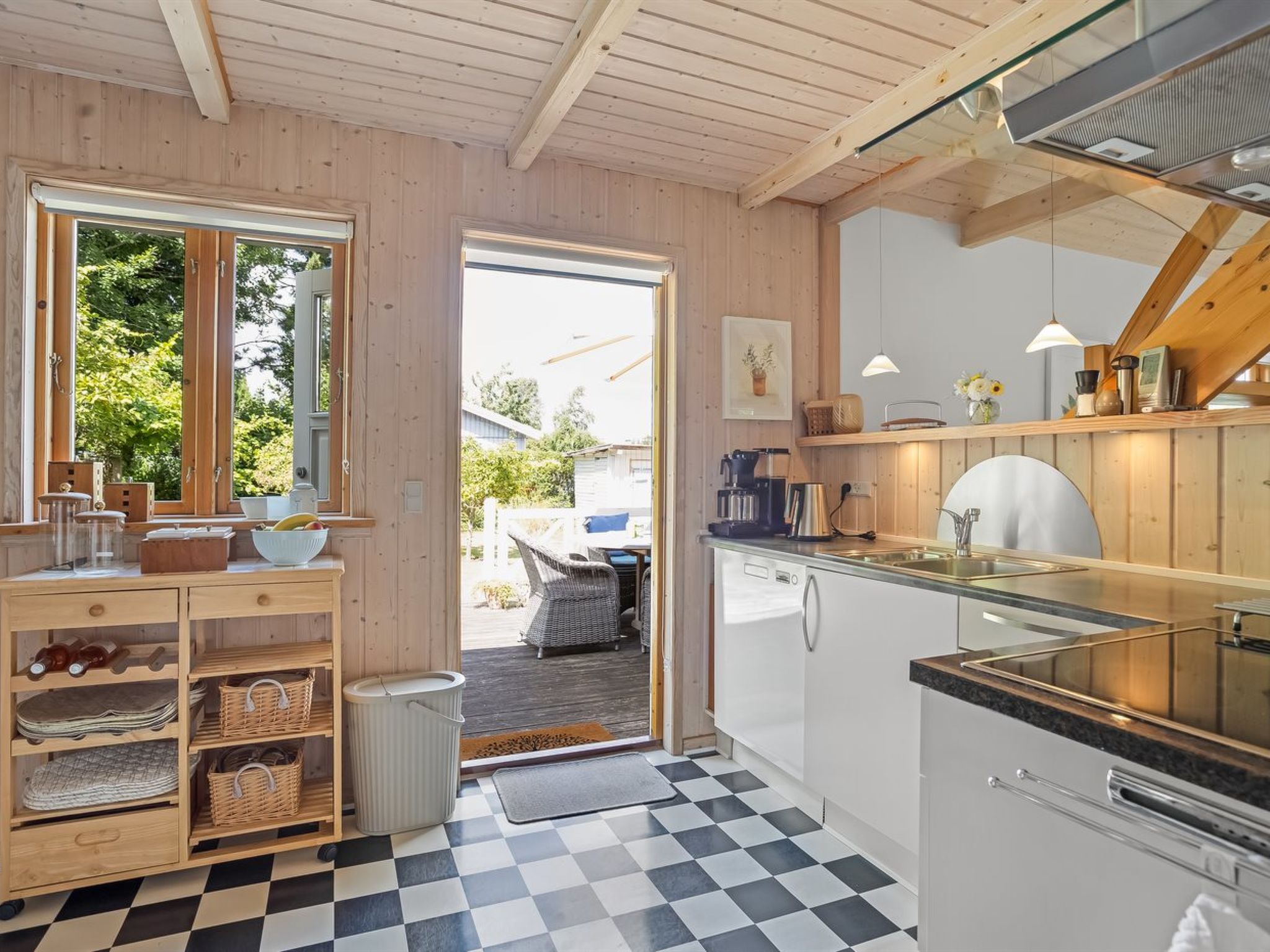 "Elviira" - 200m from the sea