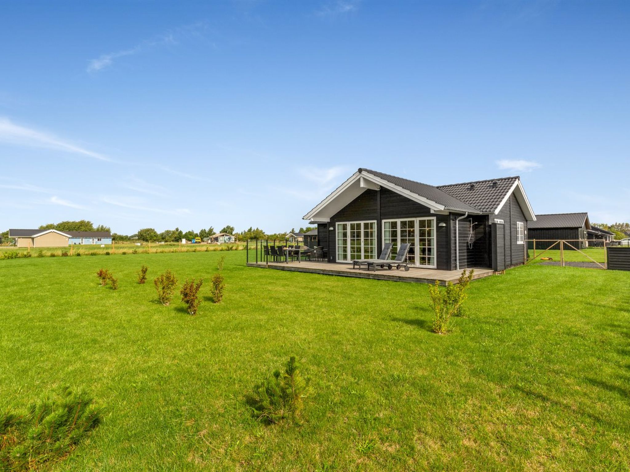 "Hellevi" - 900m from the sea-Outside