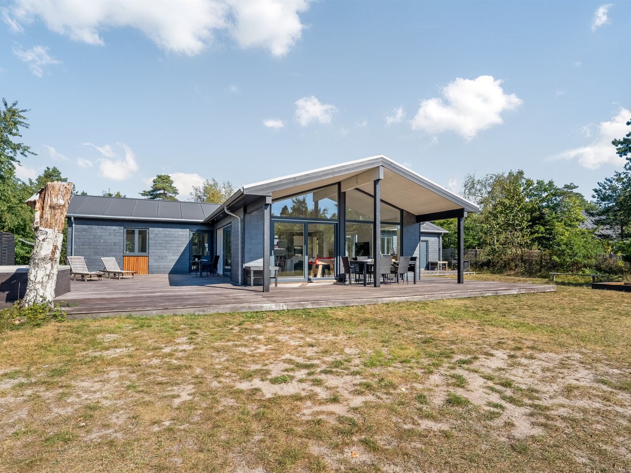 "Milda" - 100m from the sea - Buiten