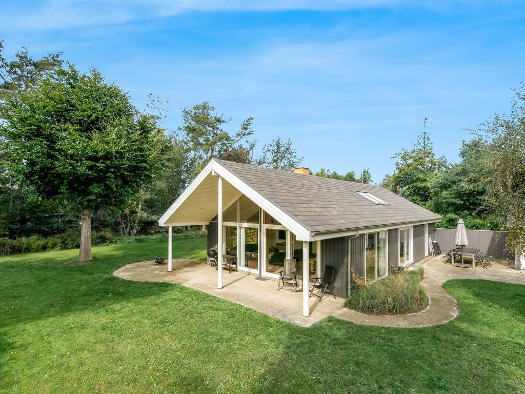 'Talitha' - 40m from the sea