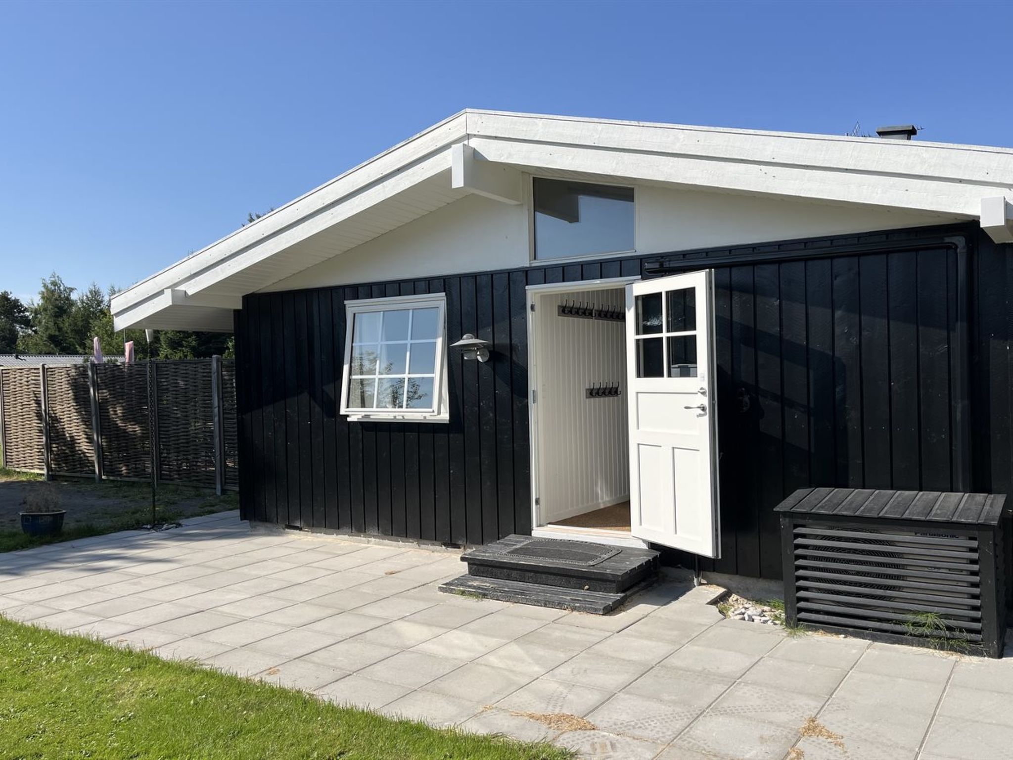 "Effy" - 600m from the sea - Buiten