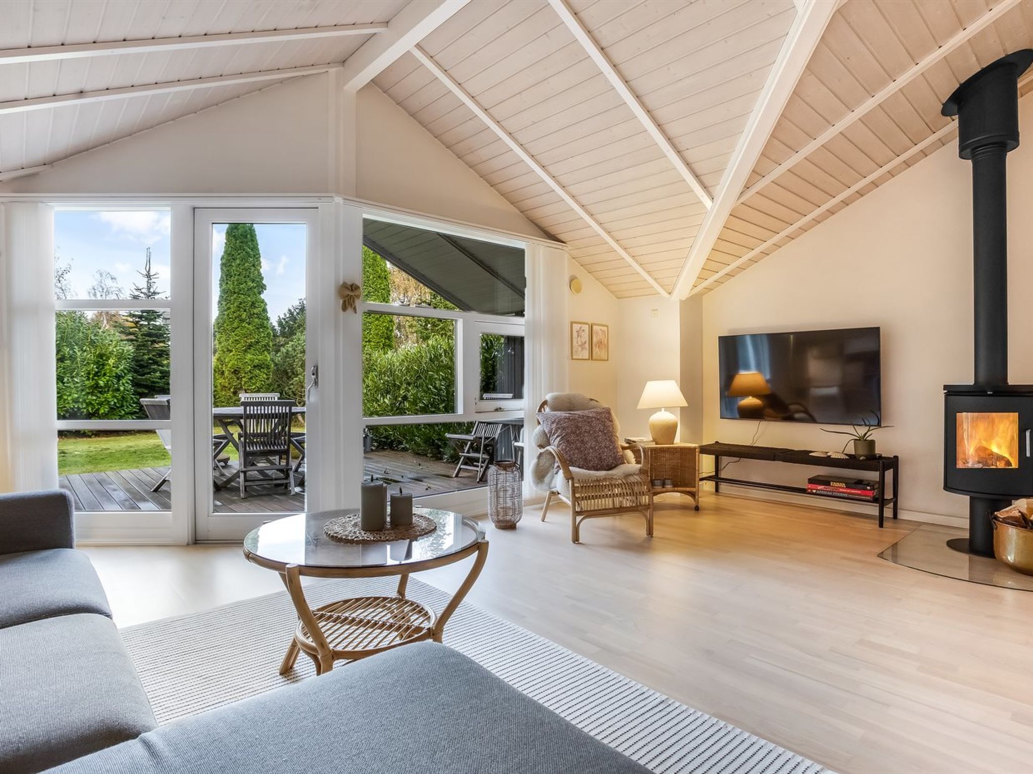 "Lirim" - 400m from the sea-Dedans