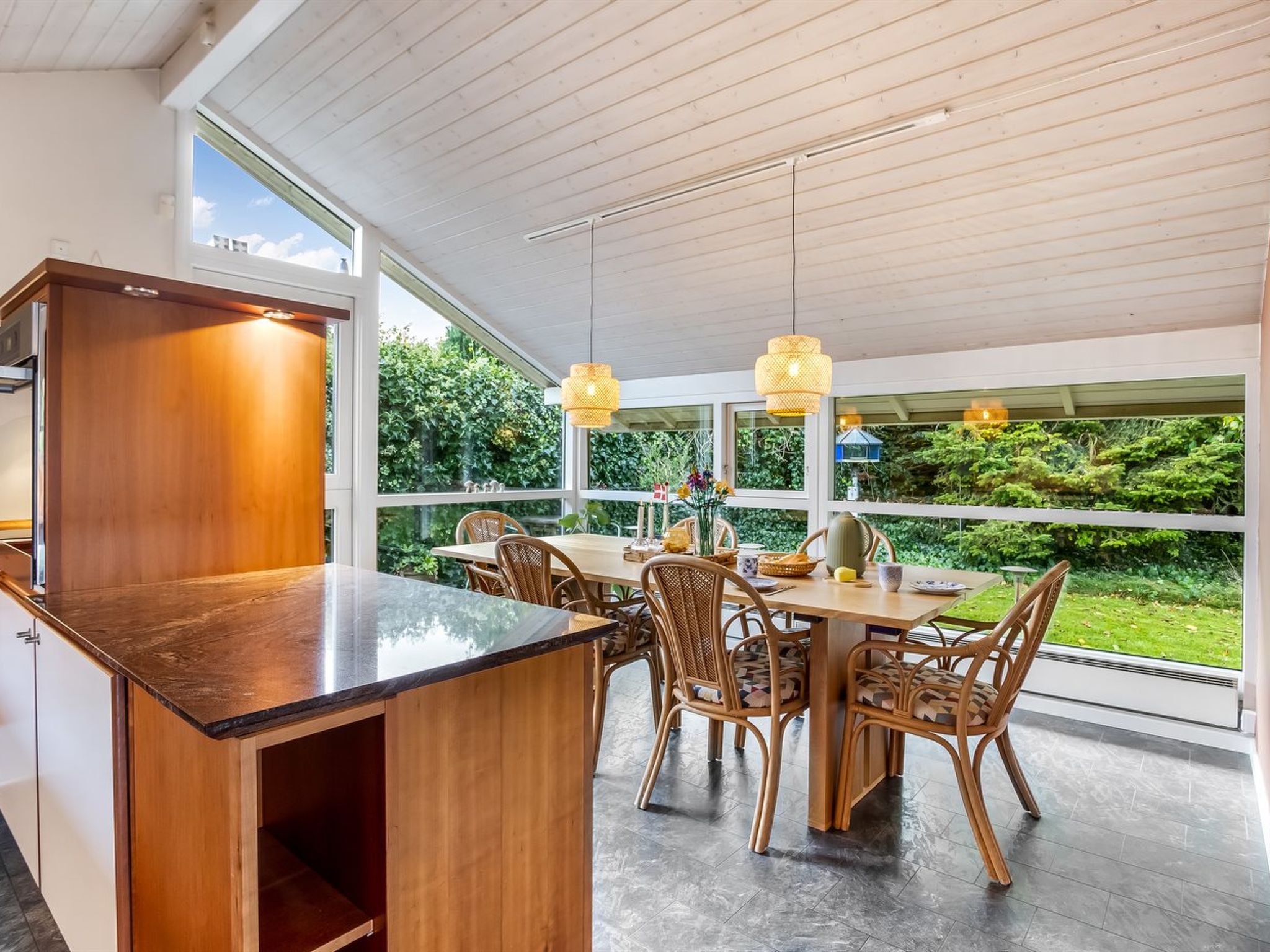 "Lirim" - 400m from the sea-Dedans