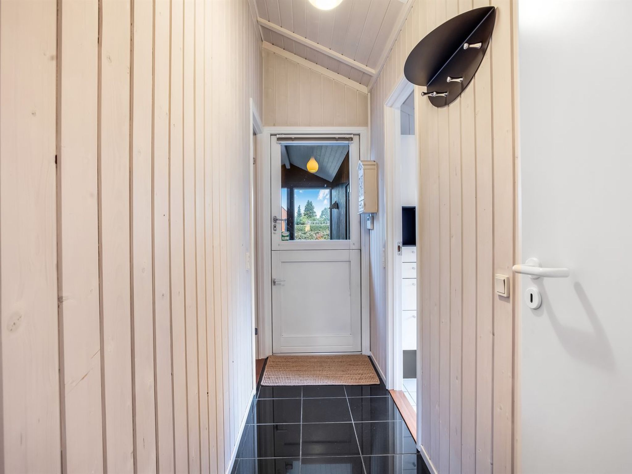 "Lirim" - 400m from the sea - Inside
