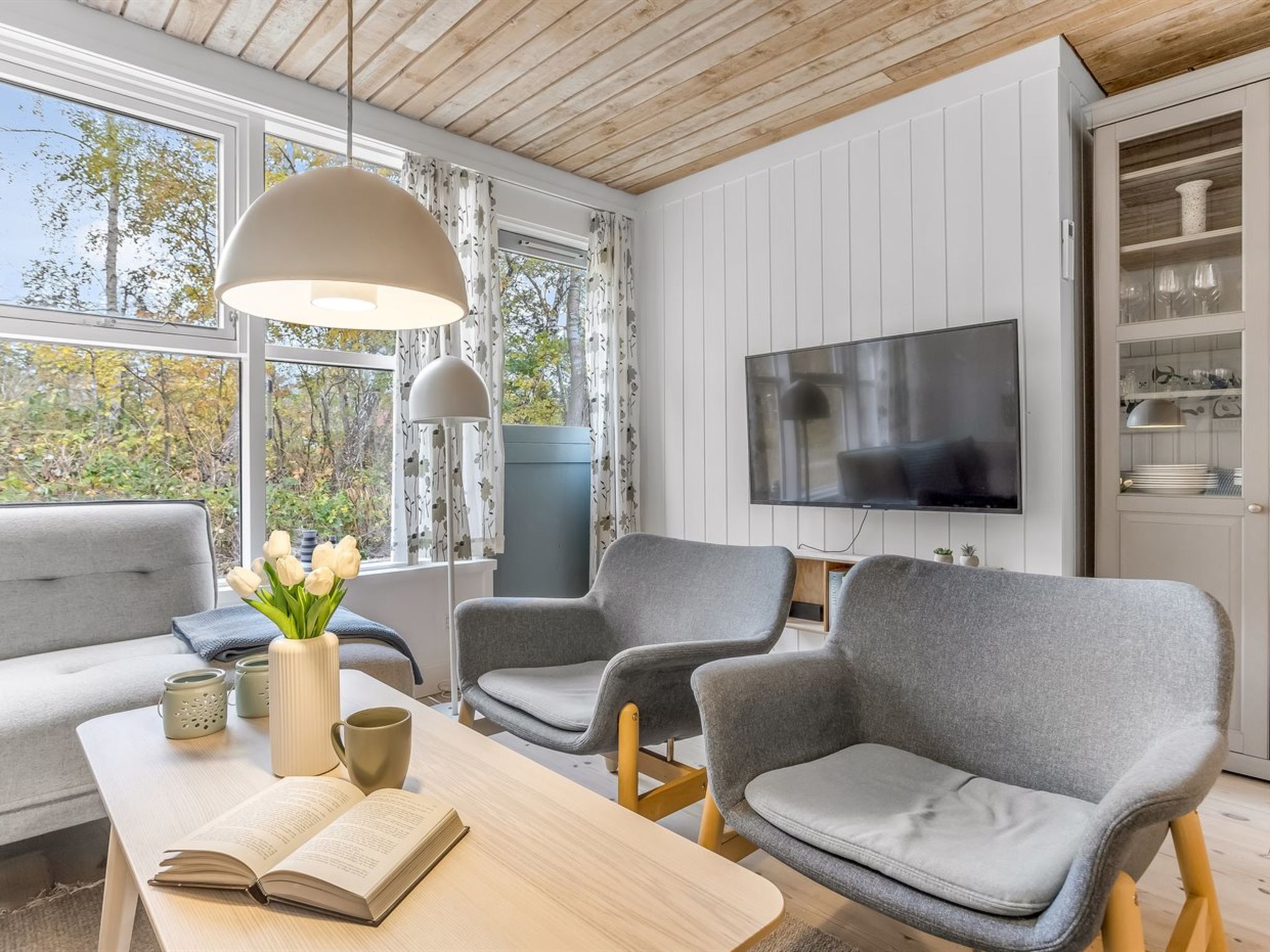 "Catha" - 200m from the sea