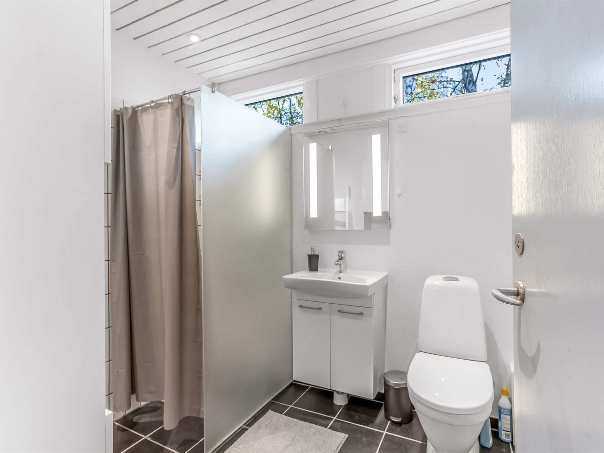 "Catha" - 200m from the sea-Binnen