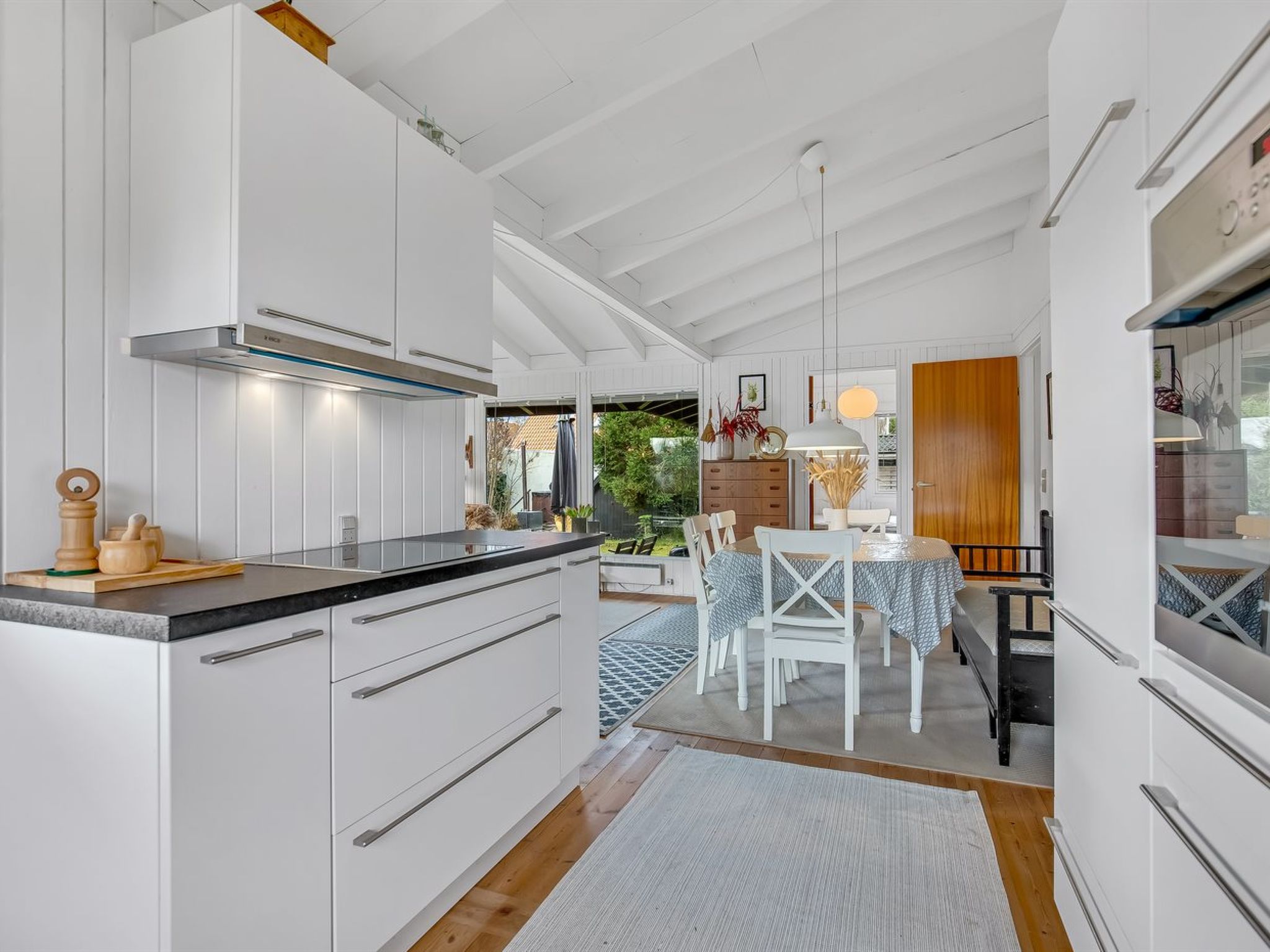 "Anelle" - 100m from the sea - Binnen