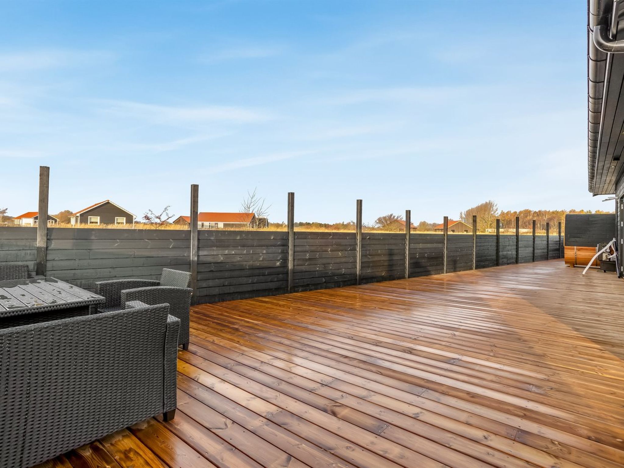 "Thorin" - 1.2km from the sea - Buiten