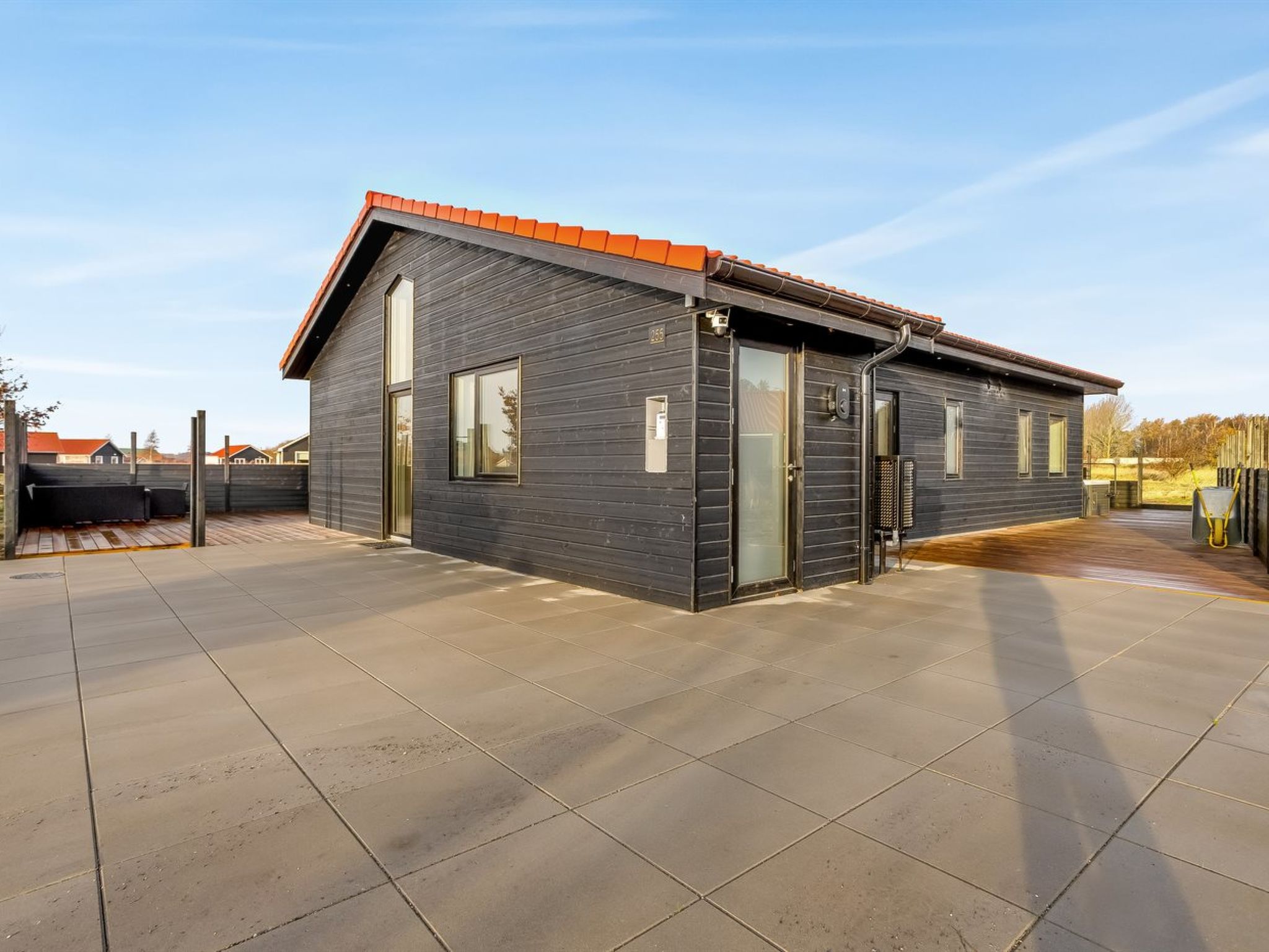 "Thorin" - 1.2km from the sea - Buiten