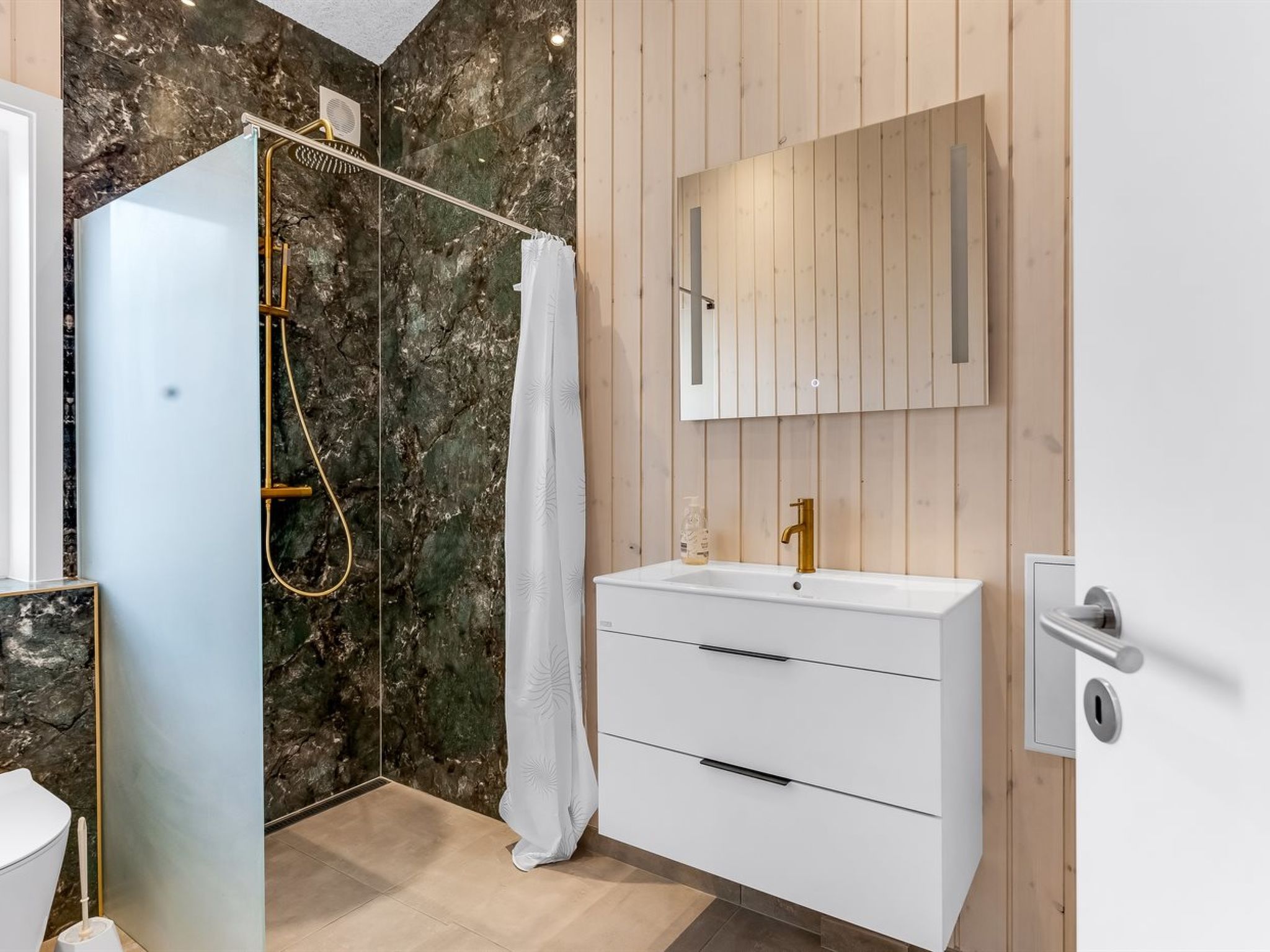 "Thorin" - 1.2km from the sea-Binnen